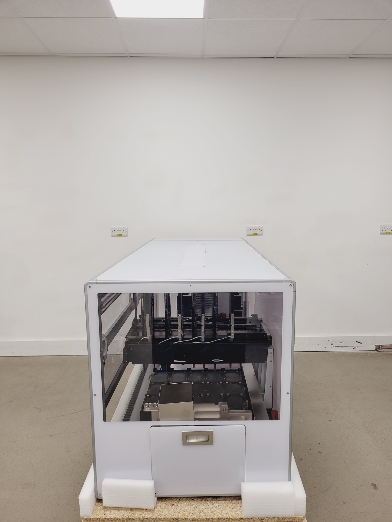 Image of Hamilton Microlab STAR Liquid Handler SPAN-8 96-Well Dispensing Head Lab