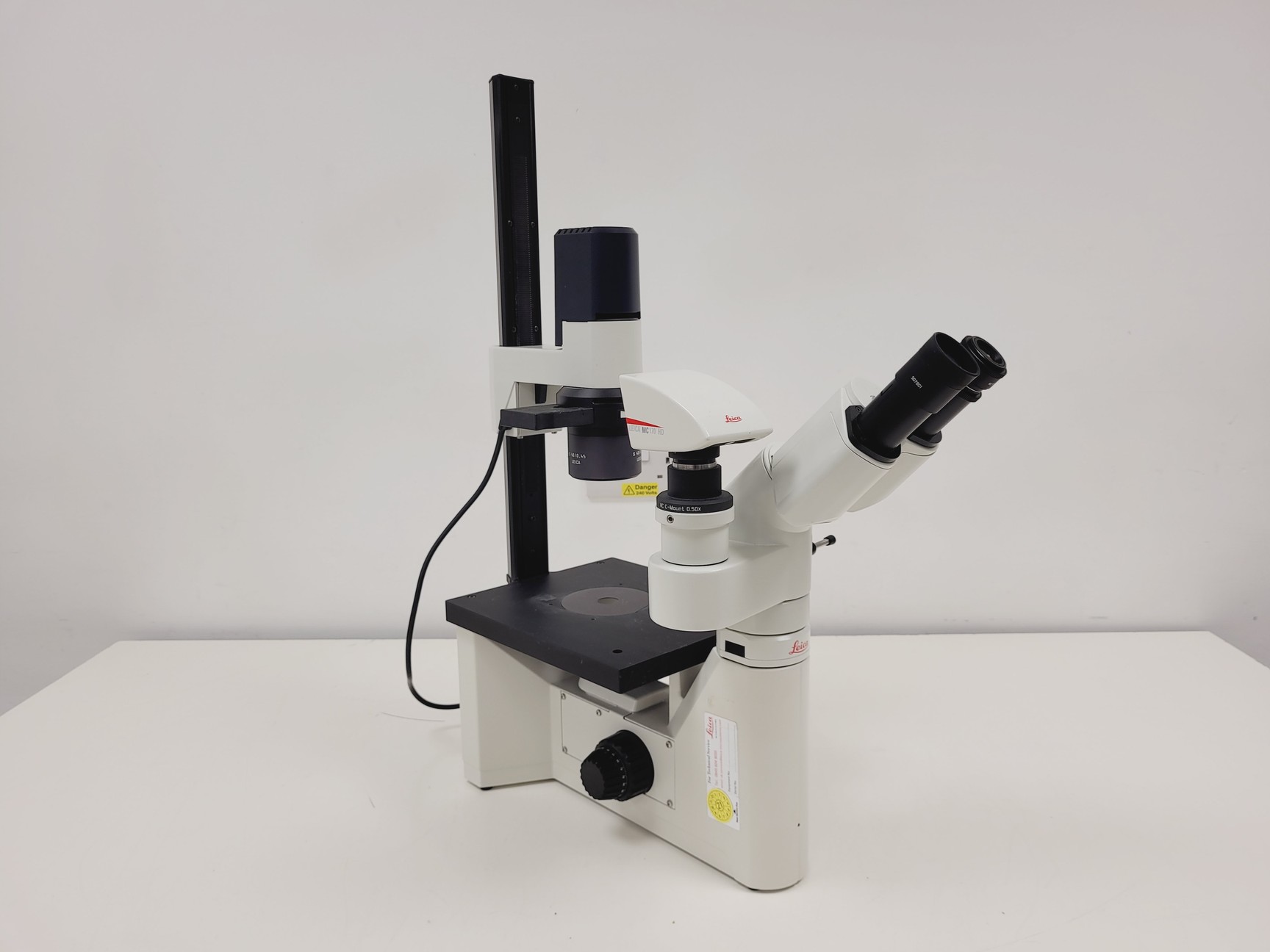 Image of Leica DMIL LED Microscope w/ 4 x Objectives (PH1, PHO) & MC170HD Camera Lab