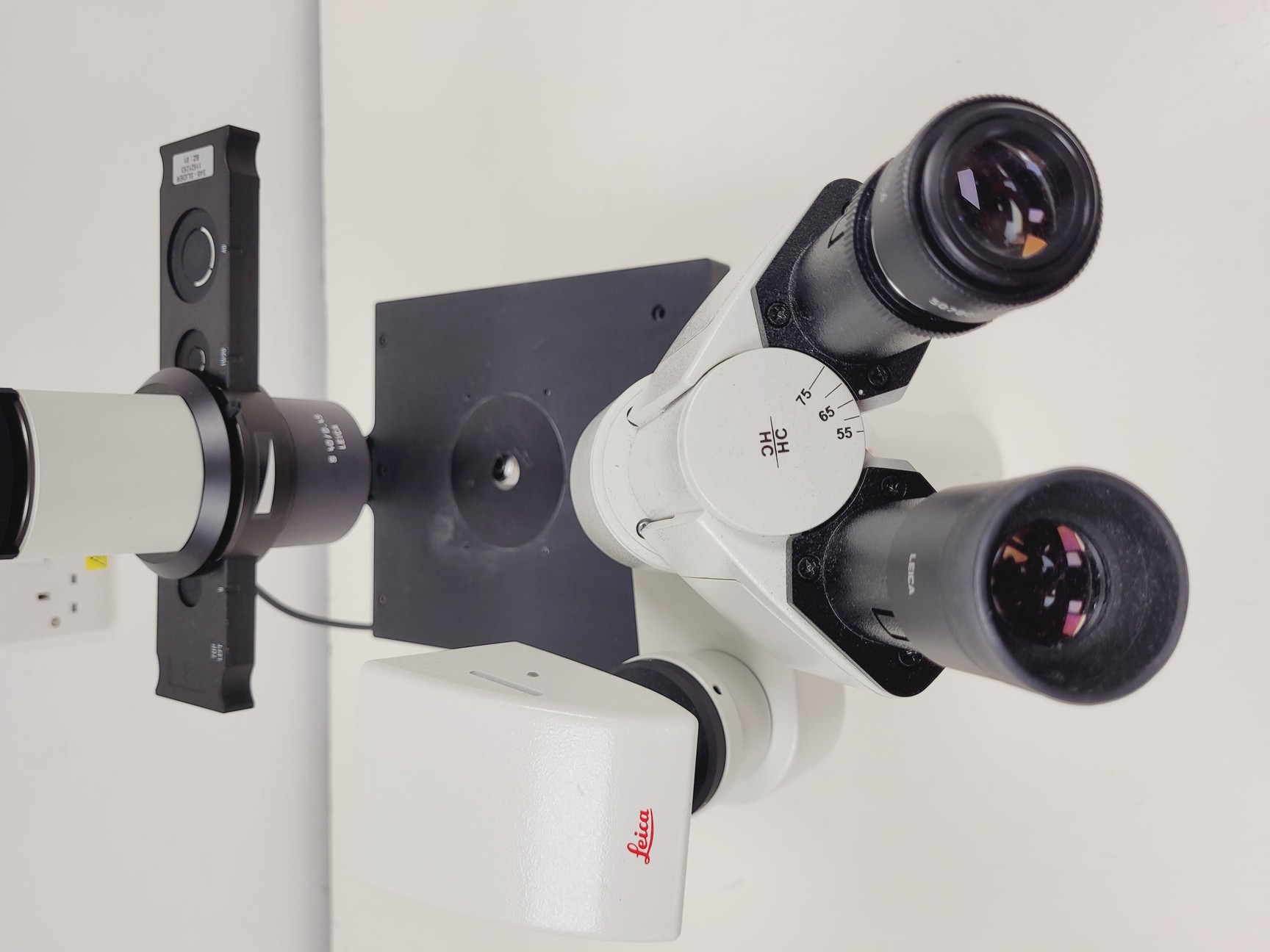 Image of Leica DMIL LED Microscope w/ 4 x Objectives (PH1, PHO) & MC170HD Camera Lab