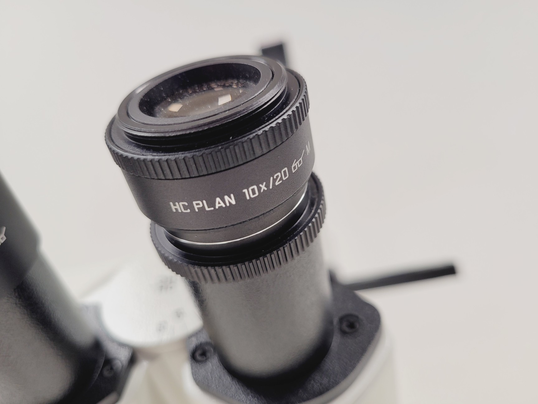 Image of Leica DMIL LED Microscope w/ 4 x Objectives (PH1, PHO) & MC170HD Camera Lab