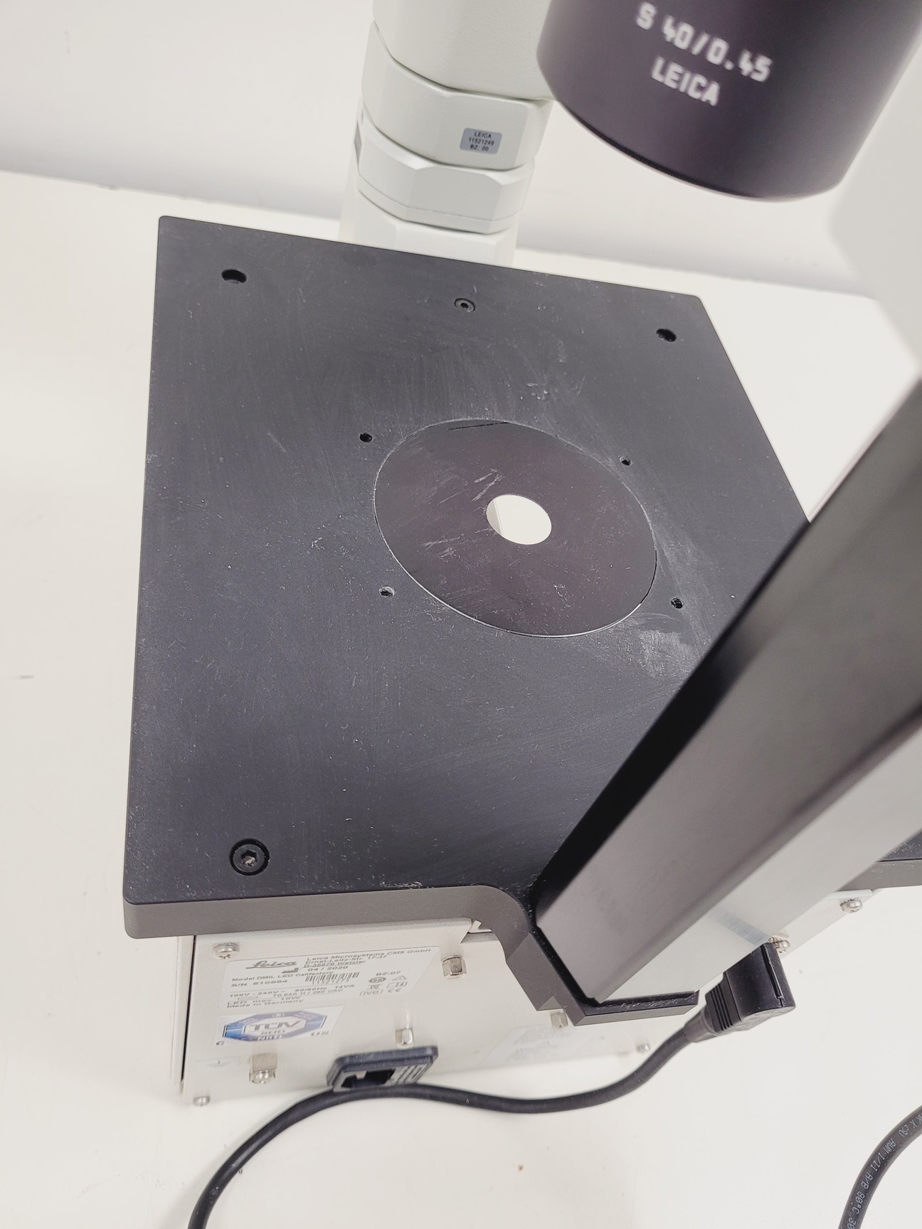 Image of Leica DMIL LED Microscope w/ 4 x Objectives (PH1, PHO) & MC170HD Camera Lab