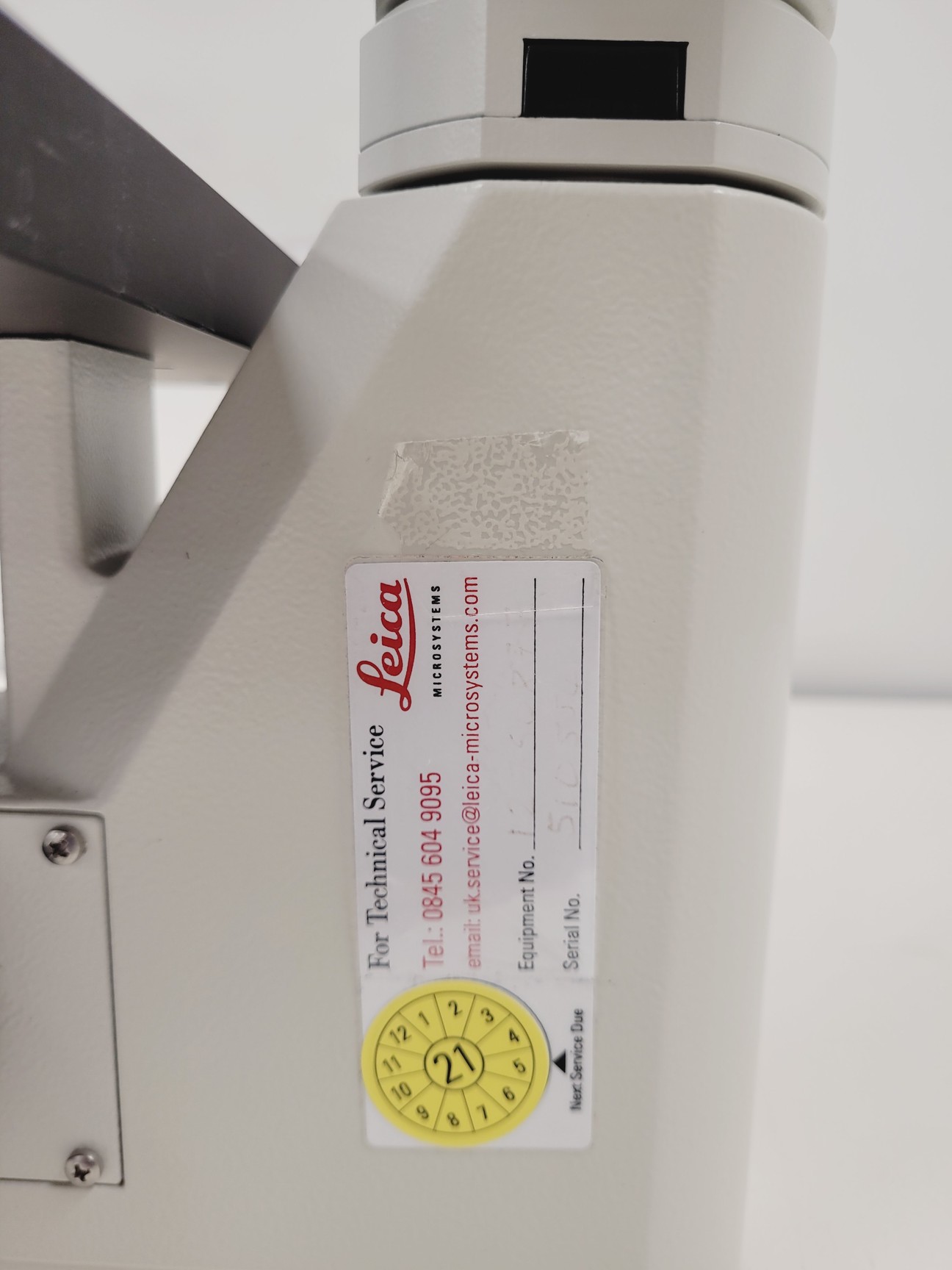 Image of Leica DMIL LED Microscope w/ 4 x Objectives (PH1, PHO) & MC170HD Camera Lab