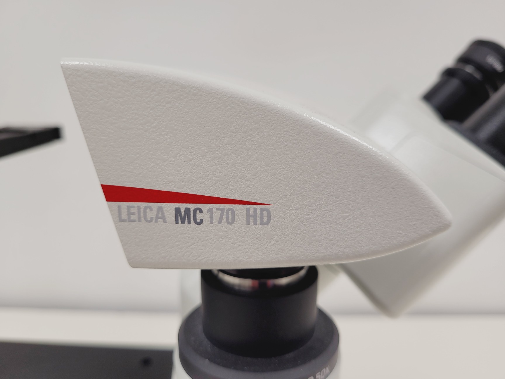 Image of Leica DMIL LED Microscope w/ 4 x Objectives (PH1, PHO) & MC170HD Camera Lab