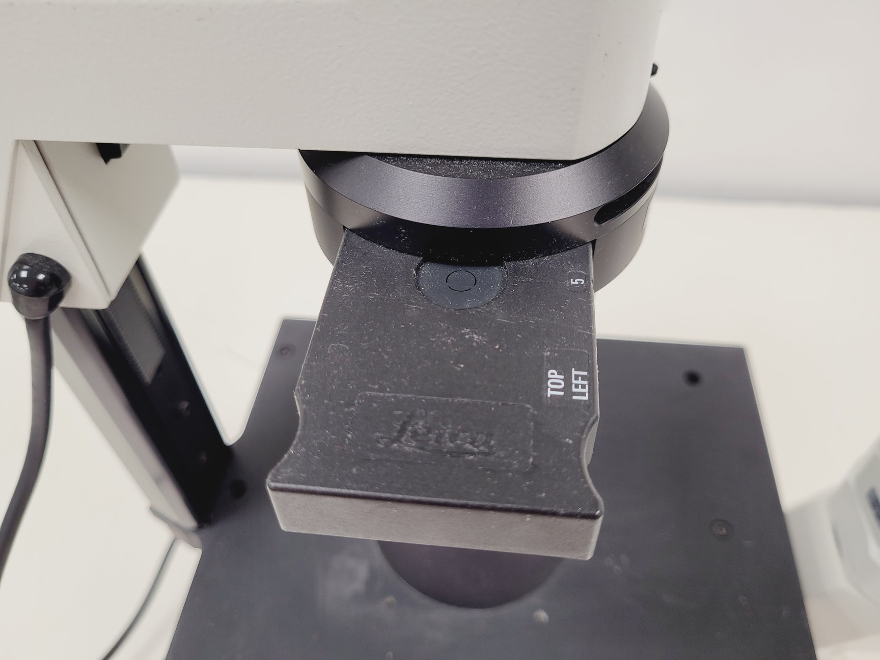 Image of Leica DMIL LED Microscope w/ 4 x Objectives (PH1, PHO) & MC170HD Camera Lab
