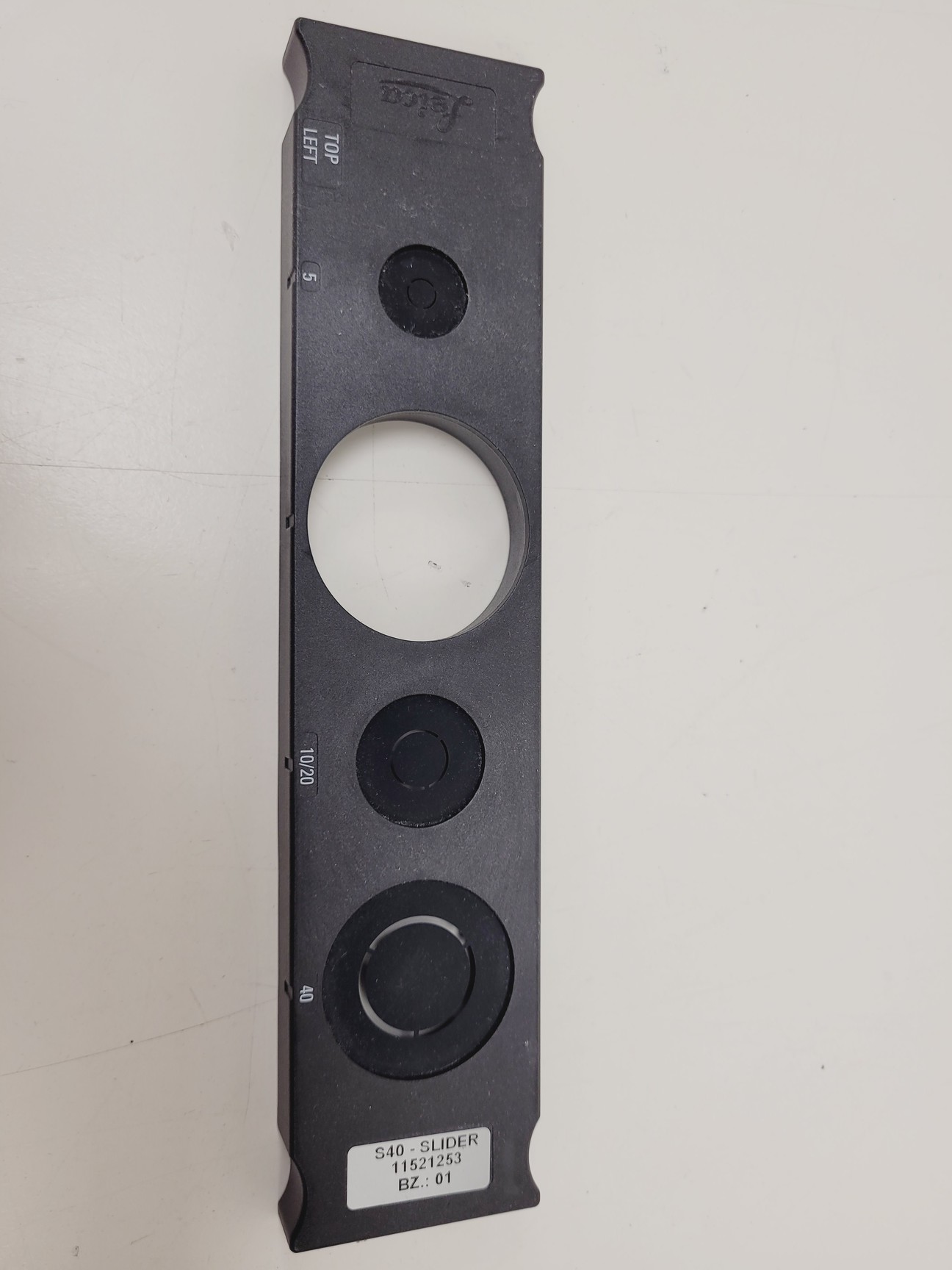 Image of Leica DMIL LED Microscope w/ 4 x Objectives (PH1, PHO) & MC170HD Camera Lab