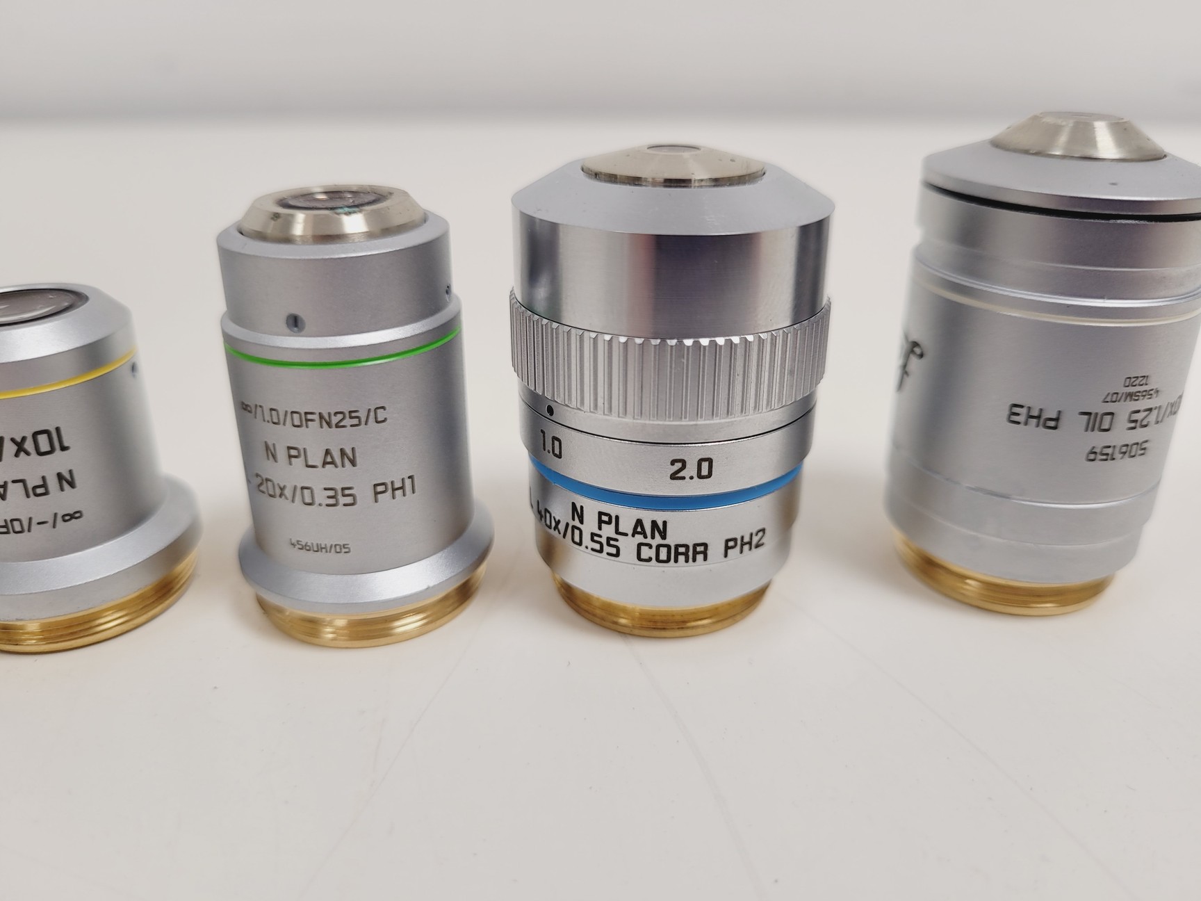 Image of Leica DMi8 Inverted Microscope w/ Tiltable Transmitted Light Arm & 5 x Objective