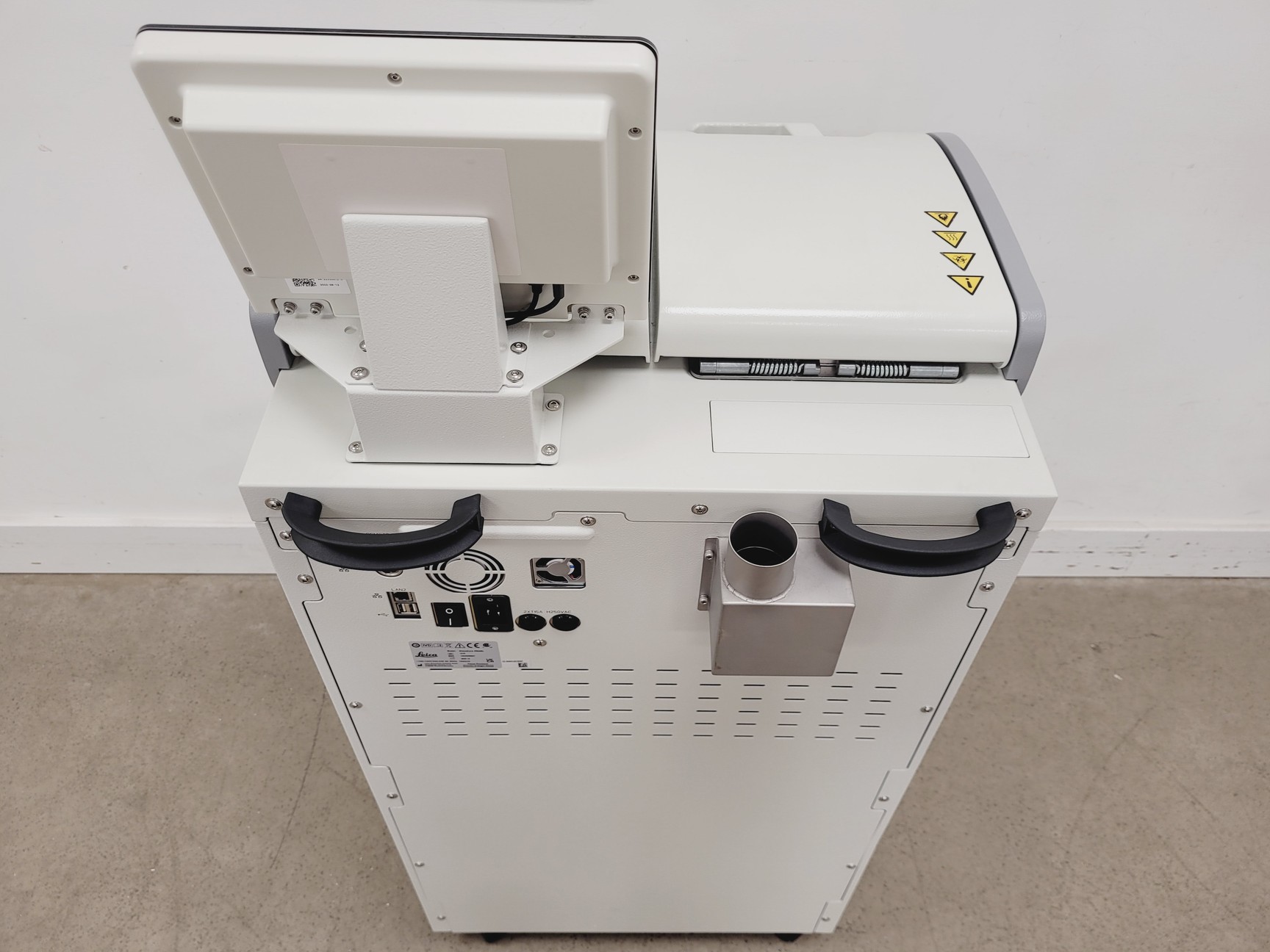 Image of Leica HistoCore PEARL Tissue Processor With HistoCore Arcadia H & C Lab (2022)