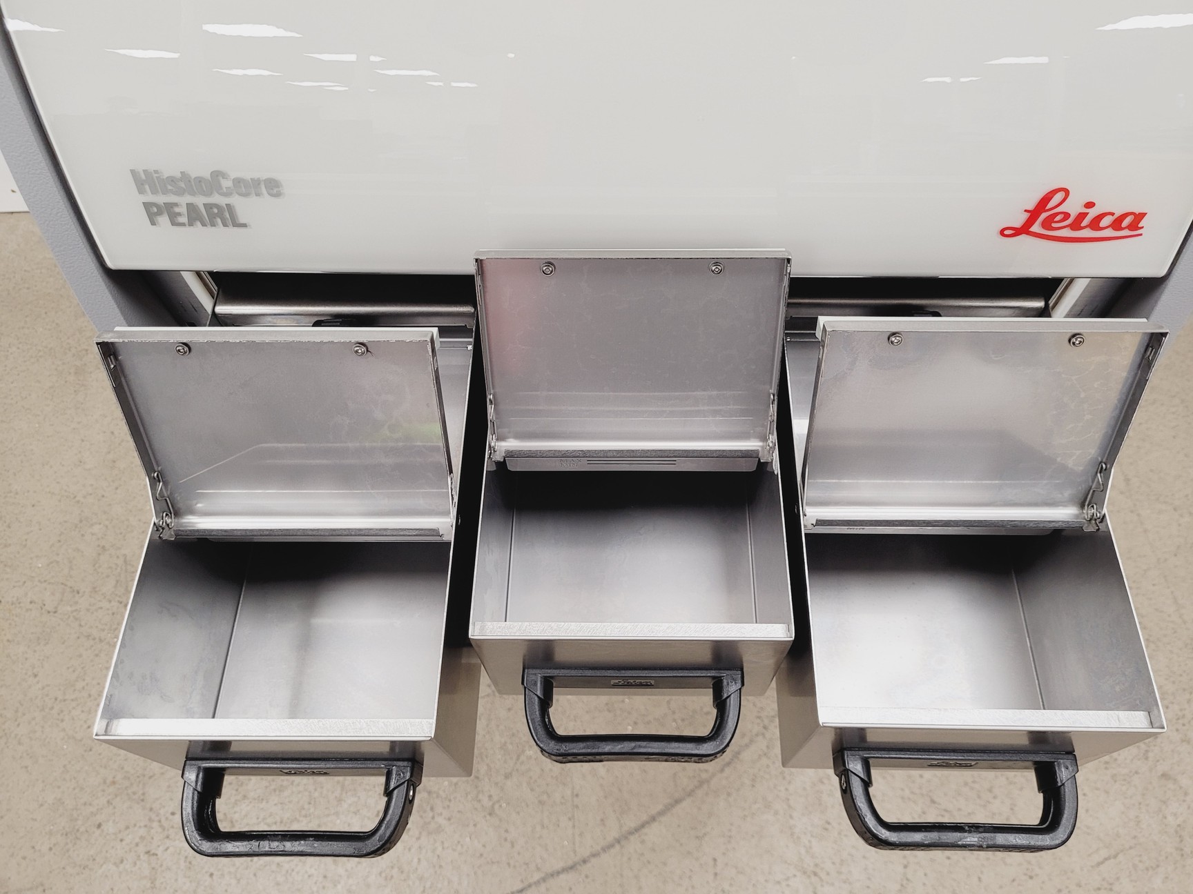 Image of Leica HistoCore PEARL Tissue Processor With HistoCore Arcadia H & C Lab (2022)