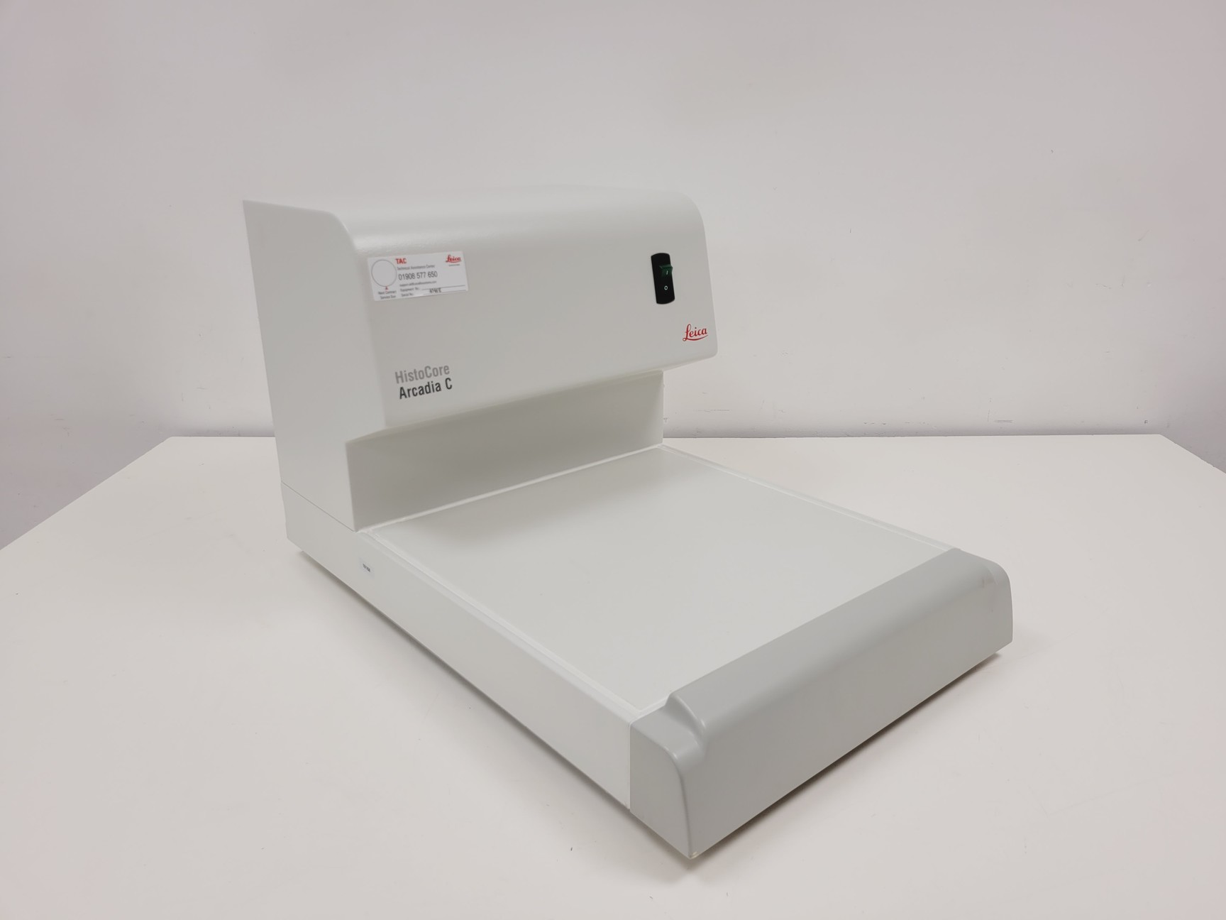 Image of Leica HistoCore PEARL Tissue Processor With HistoCore Arcadia H & C Lab (2022)