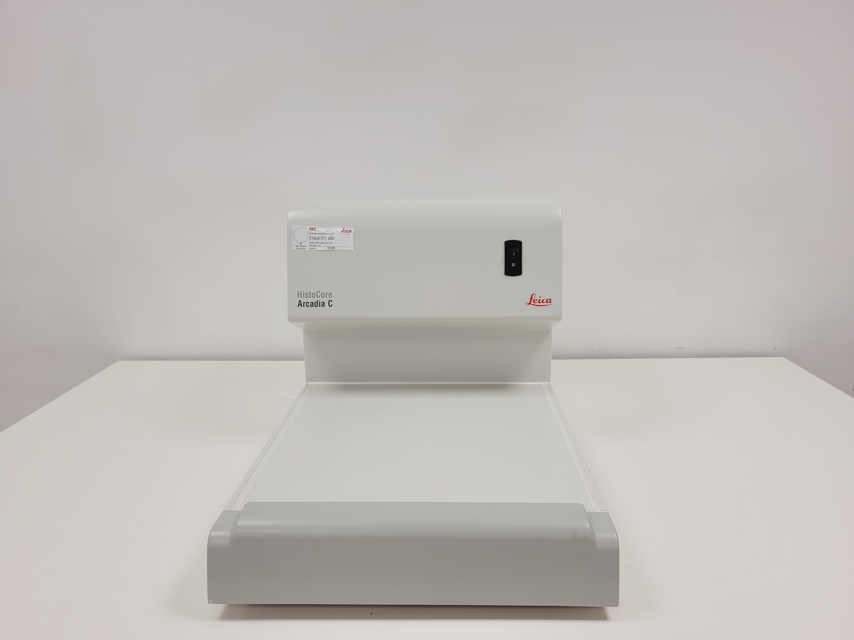 Image of Leica HistoCore PEARL Tissue Processor With HistoCore Arcadia H & C Lab (2022)
