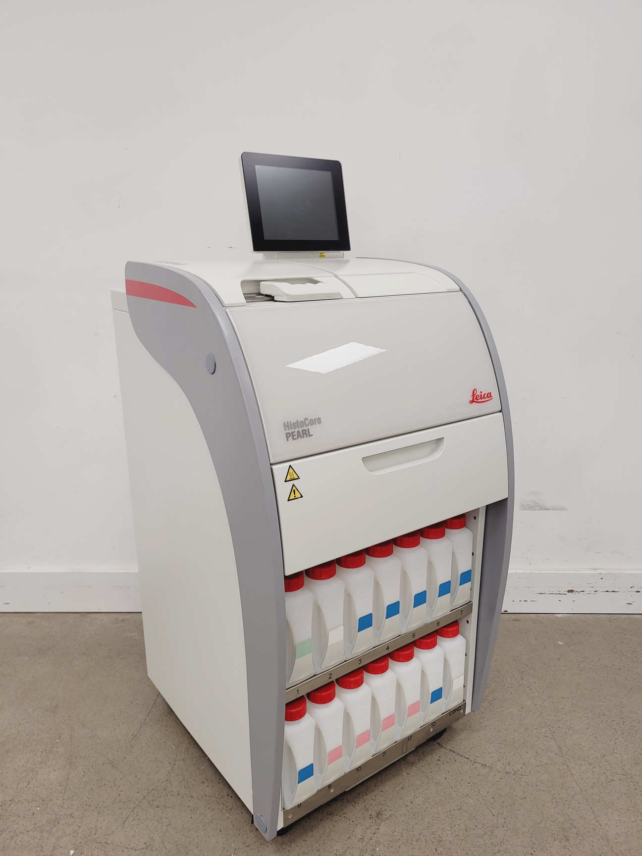 Image of Leica HistoCore PEARL Tissue Processor With HistoCore Arcadia H & C Lab (2022)