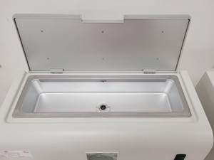 Thumbnail image of Leica HistoCore PEARL Tissue Processor With HistoCore Arcadia H & C Lab
