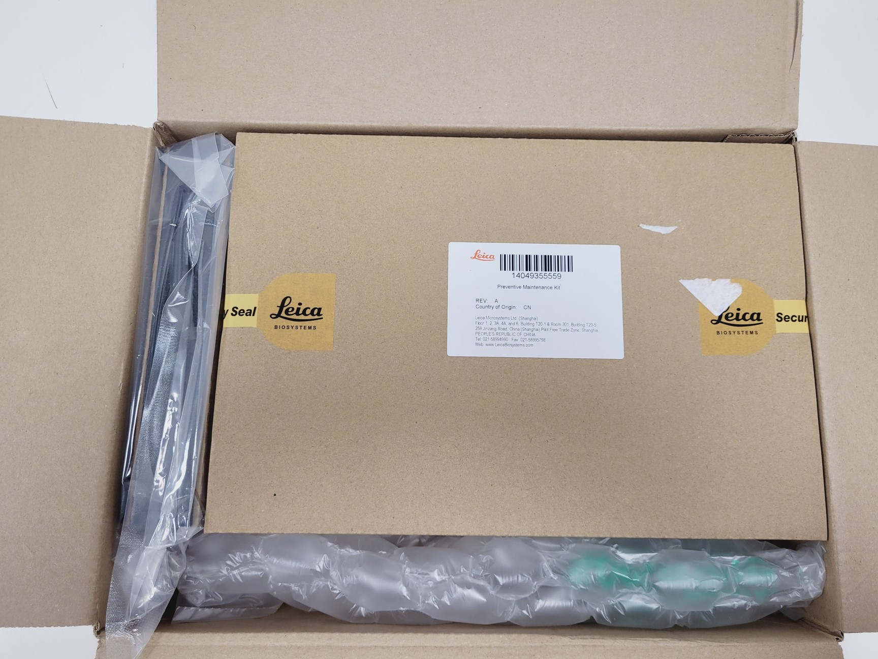 Image of Leica HistoCore PEARL Tissue Processor With HistoCore Arcadia H & C Lab (2022)