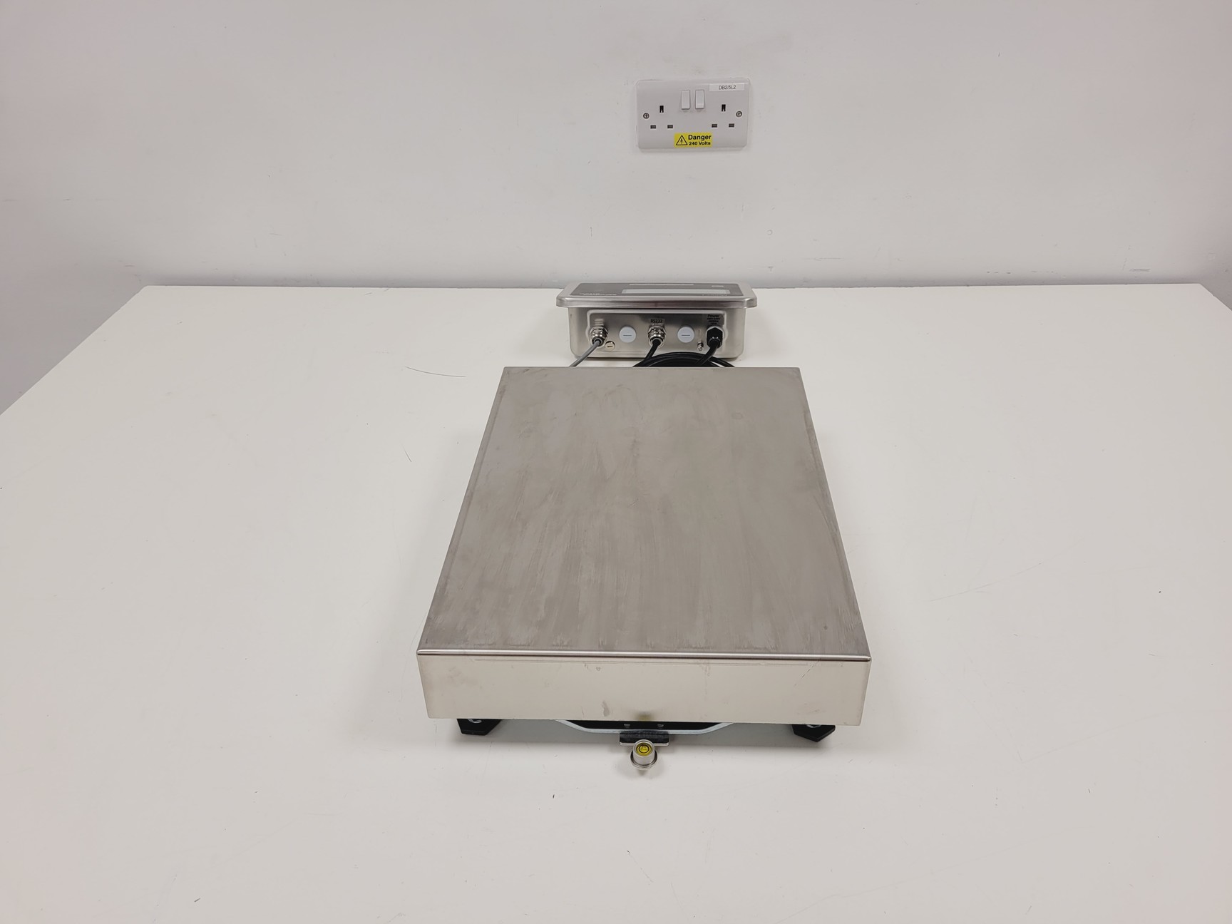 Image of Minebea Intec Medrics 1 MW1P1E-60ED-I-V1 Balance Lab