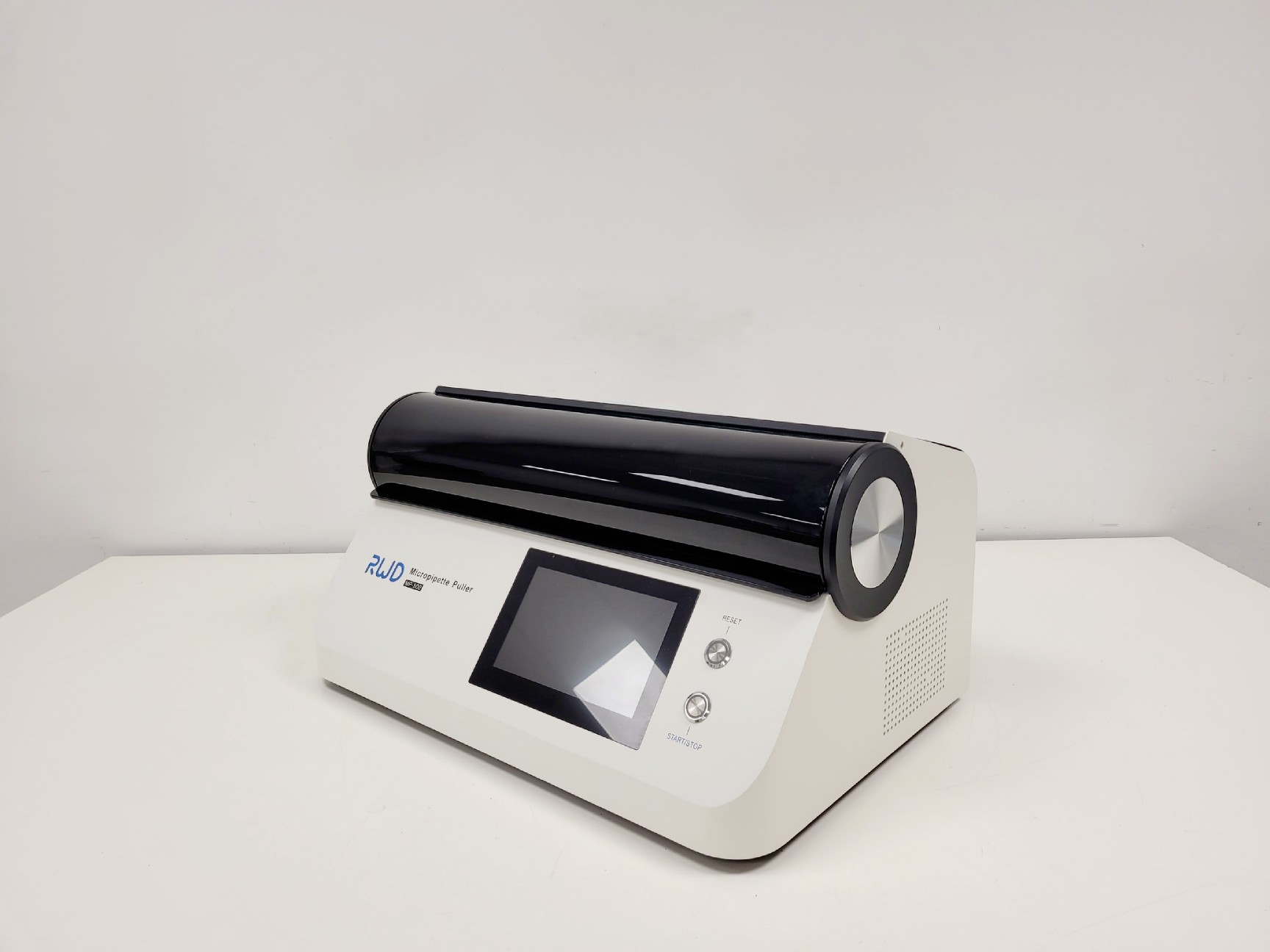 Image of RWD Micropipette Puller MP-500 Lab