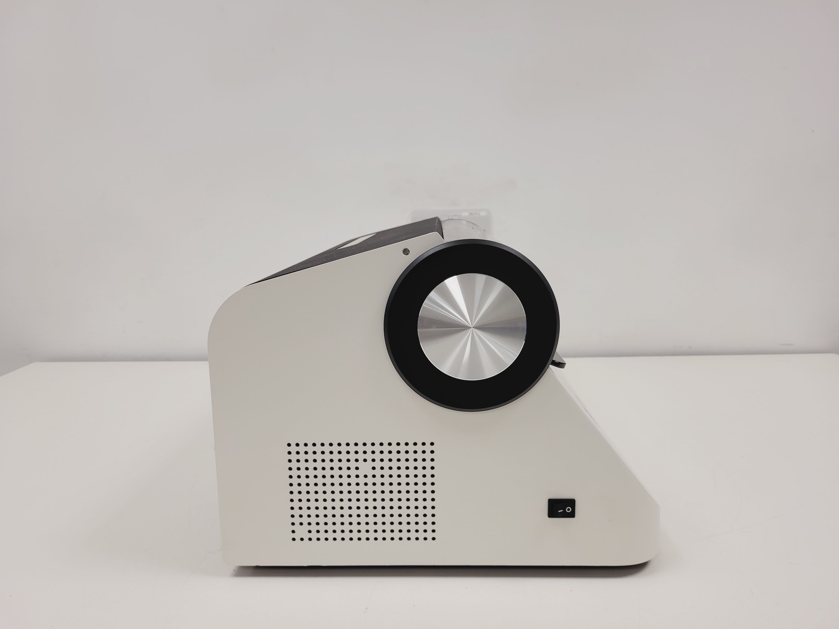 Image of RWD Micropipette Puller MP-500 Lab