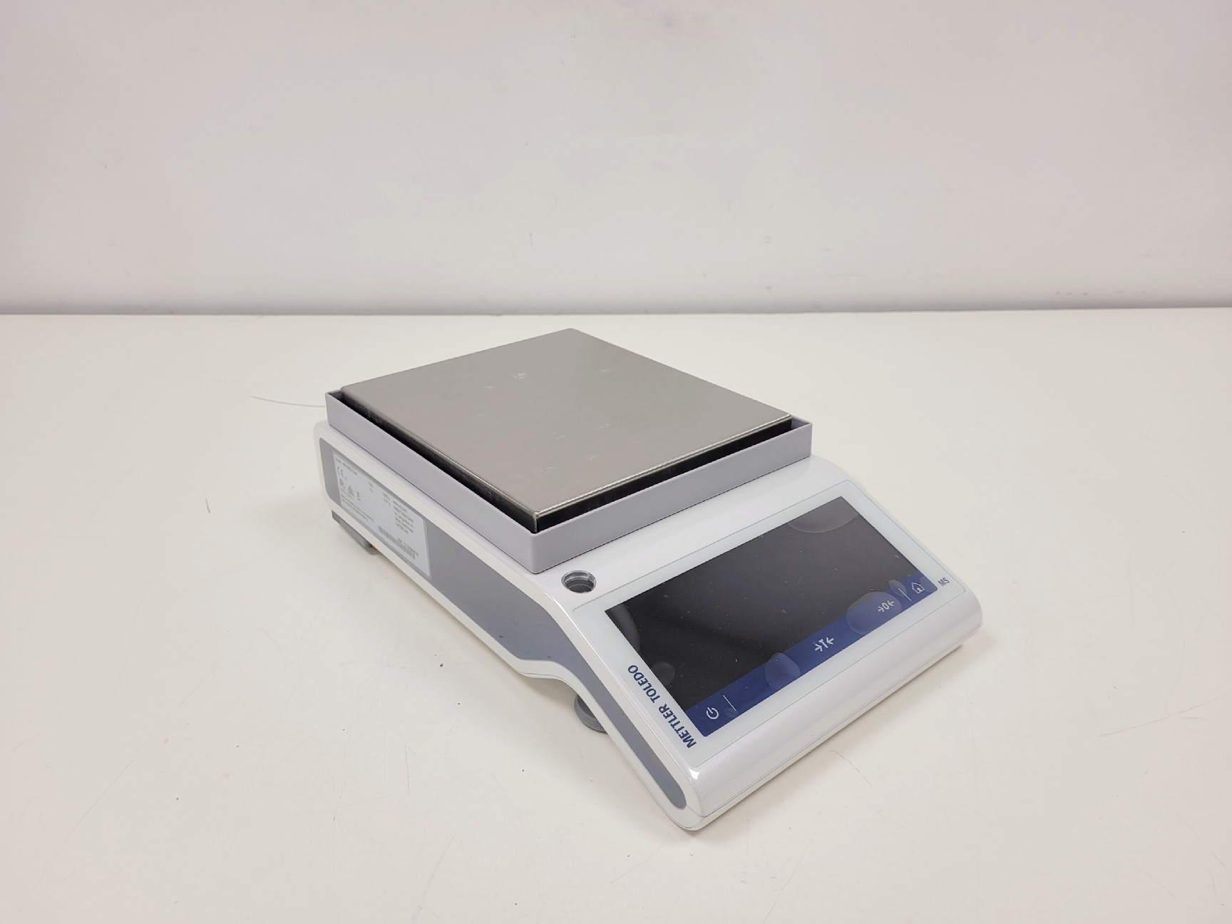 Image of Mettler Toledo MS12002TS/00 Precision Balance Lab