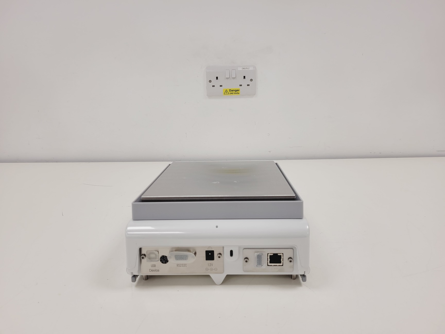 Image of Mettler Toledo MS12002TS/00 Precision Balance Lab