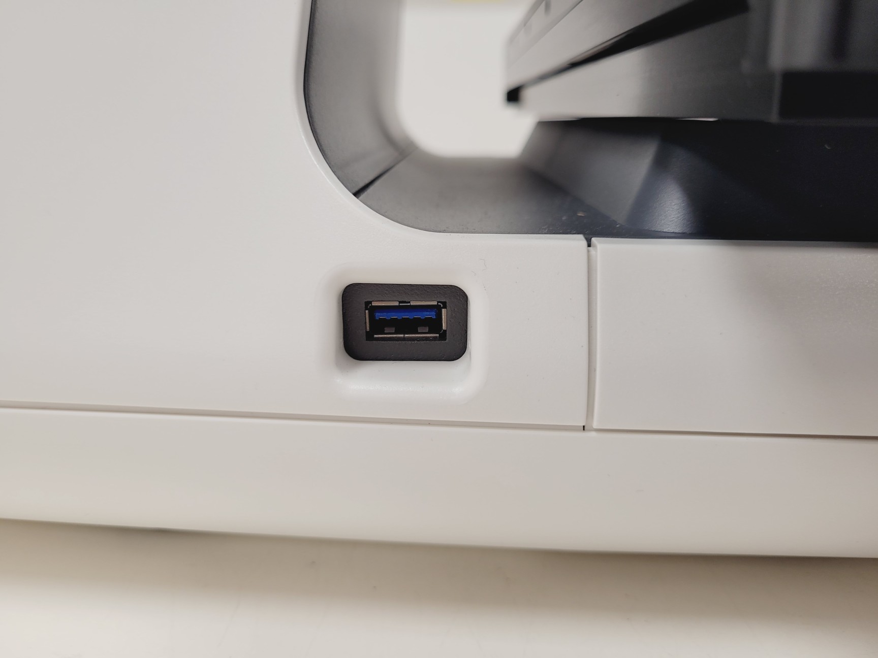 Image of Invitrogen By Thermo Fisher Scientific EVOS M5000 Imaging System Lab