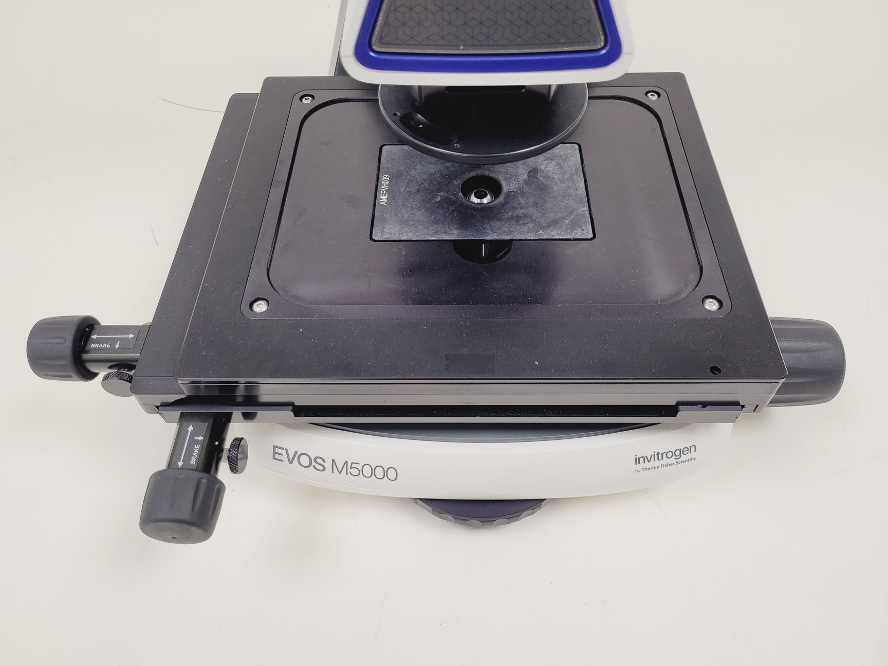 Image of Invitrogen By Thermo Fisher Scientific EVOS M5000 Imaging System Lab