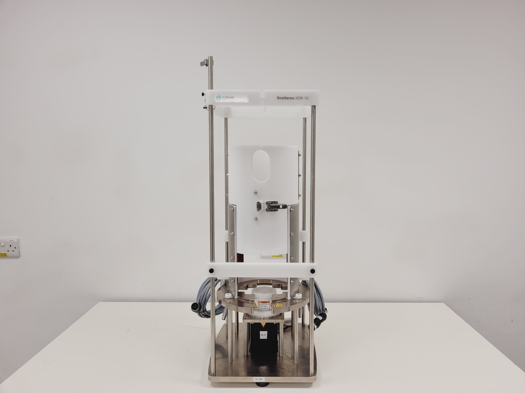 Image of Cytiva Xcellerex XDR-10 MASTER MAX Benchtop Bioreactor System Lab