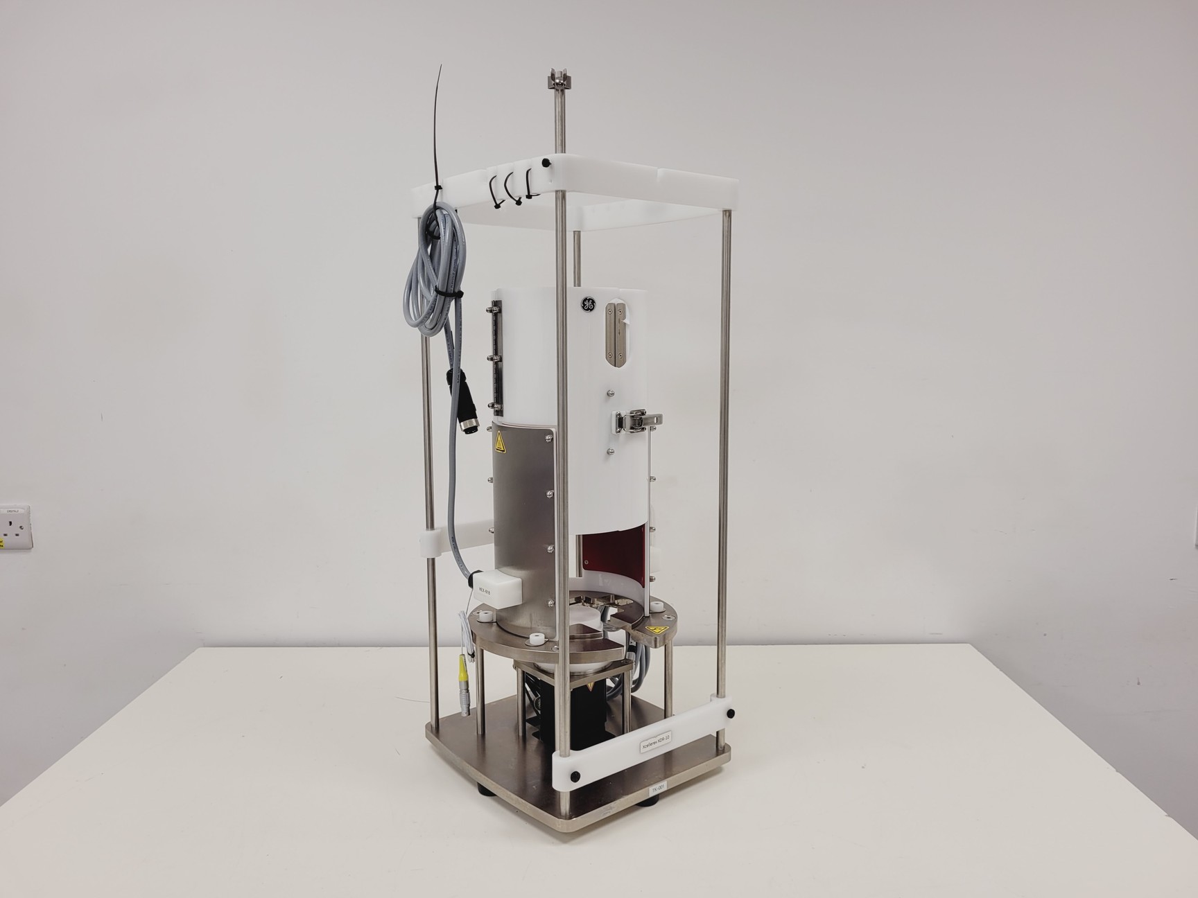 Image of Cytiva Xcellerex XDR-10 SLAVE MAX Benchtop Bioreactor System