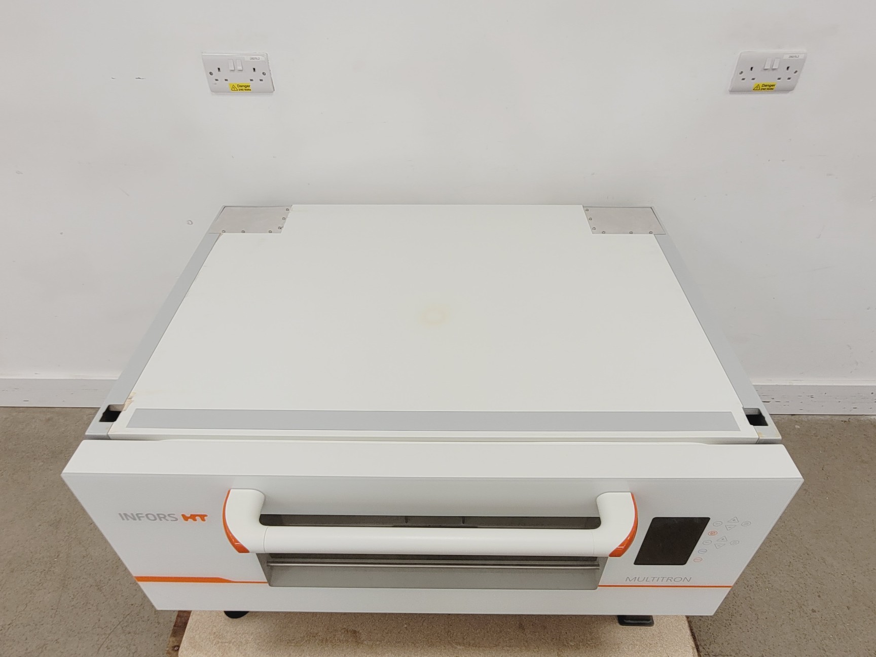 Image of Infors HT Multitron 2021 Shaking Co2 Incubator w/ Humidity Lab