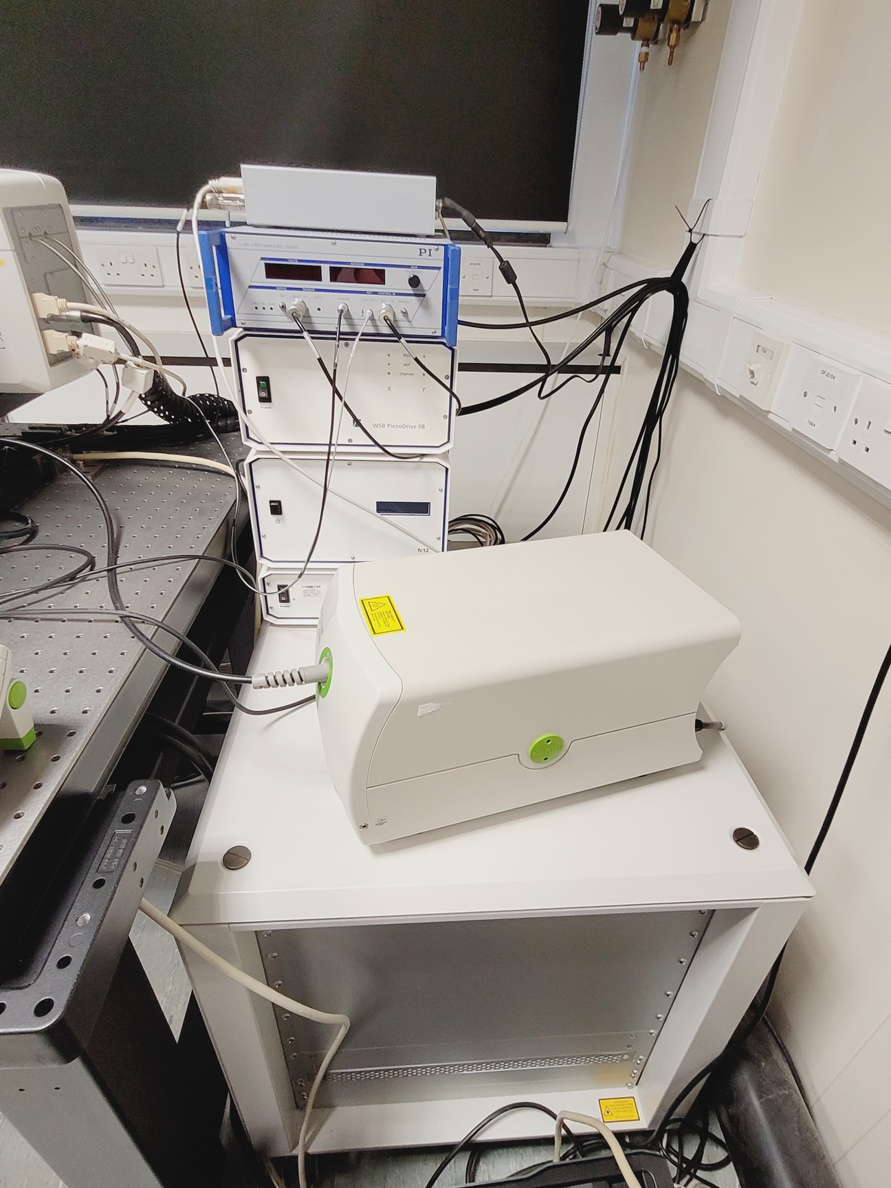 Image of Zeiss LSM710 Confocal with Elyra PS.1 Superresolution Microscope