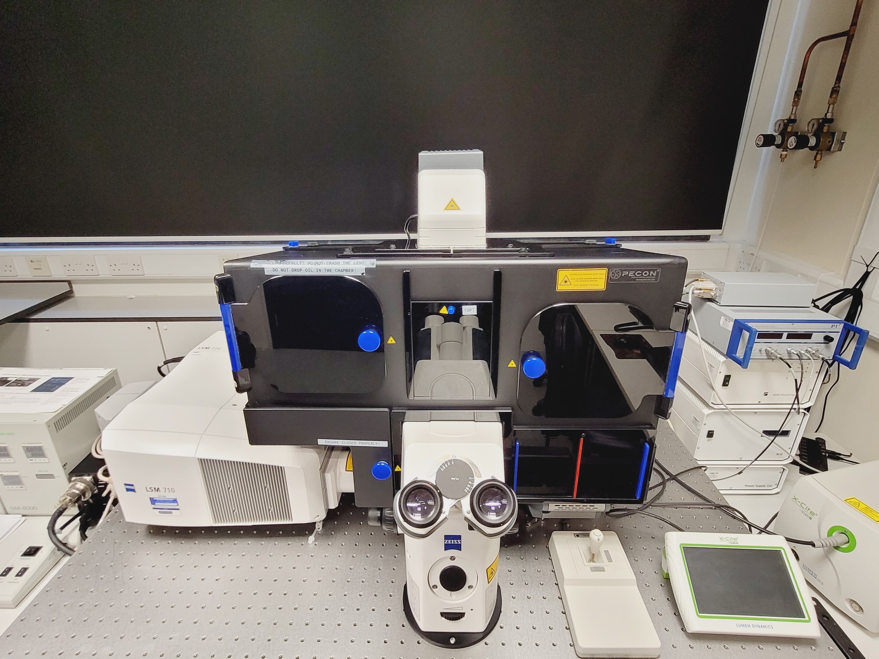 Image of Zeiss LSM710 Confocal with Elyra PS.1 Superresolution Microscope