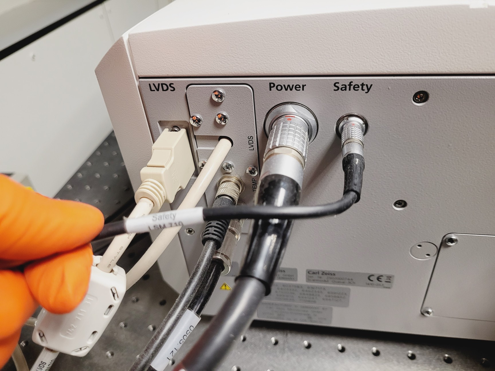 Image of Zeiss LSM710 Confocal with Elyra PS.1 Superresolution Microscope