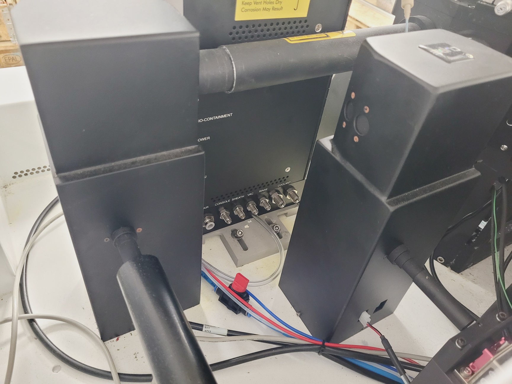 Image of Beckman Coulter MoFlo Laser Cytomation System w/ MSC Class II Safety Cabinet S/R