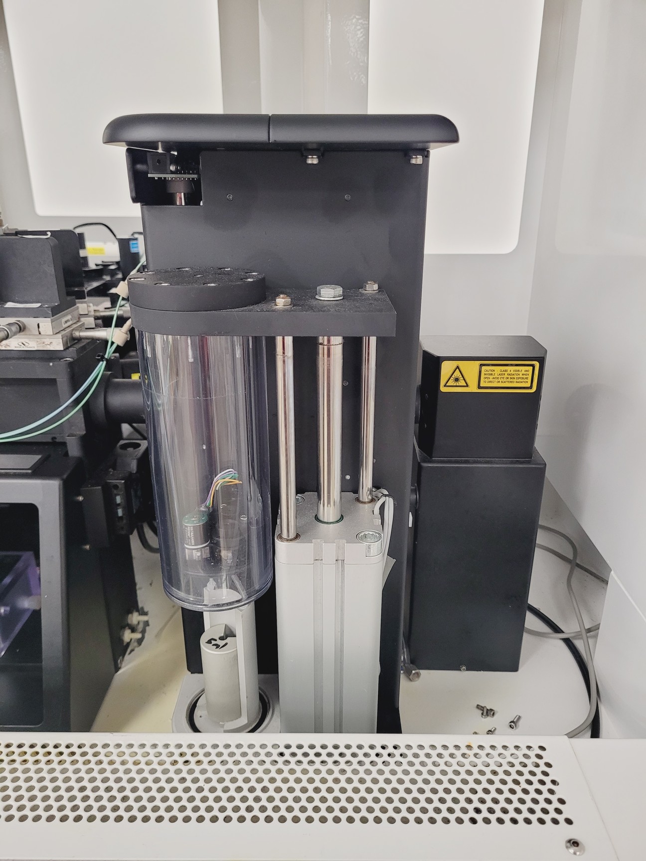 Image of Beckman Coulter MoFlo Laser Cytomation System w/ MSC Class II Safety Cabinet S/R