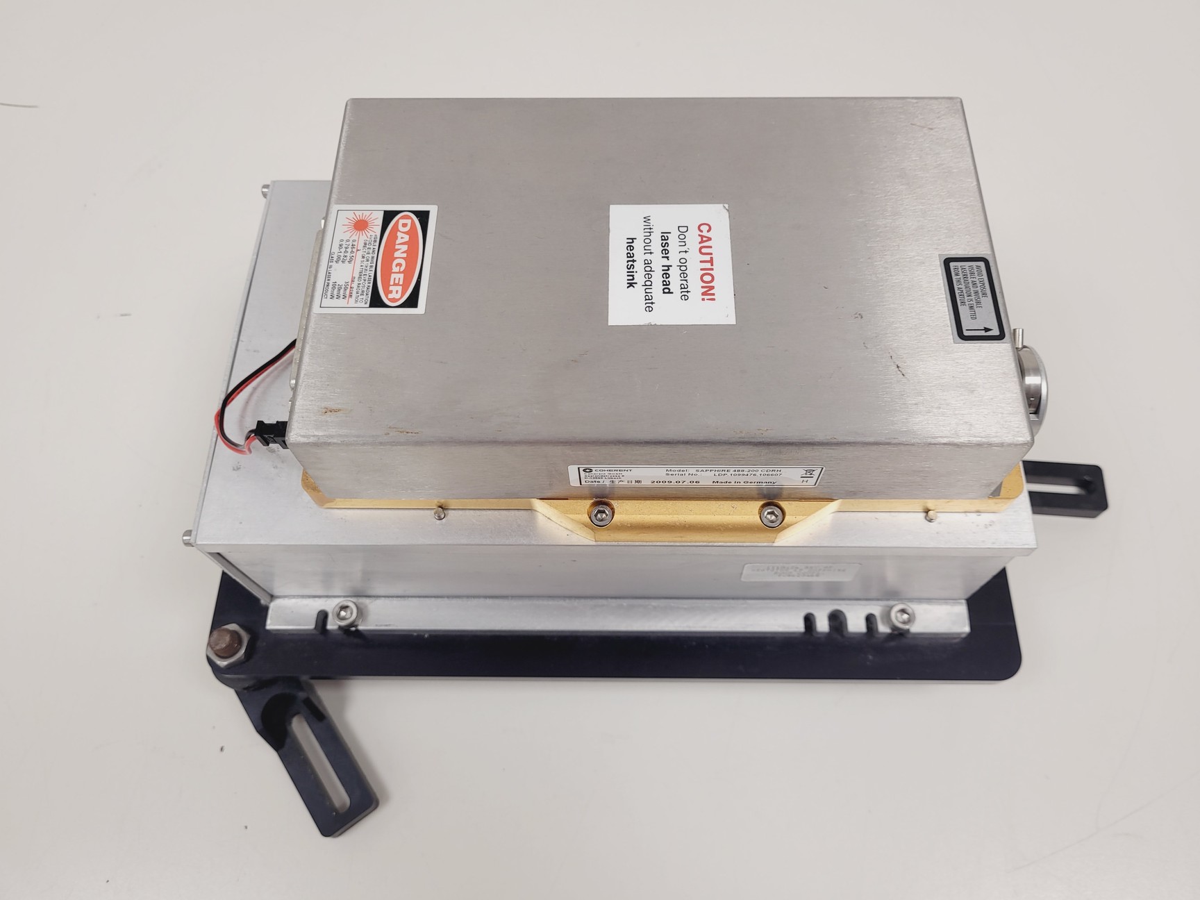 Image of Beckman Coulter MoFlo Laser Cytomation System w/ MSC Class II Safety Cabinet S/R