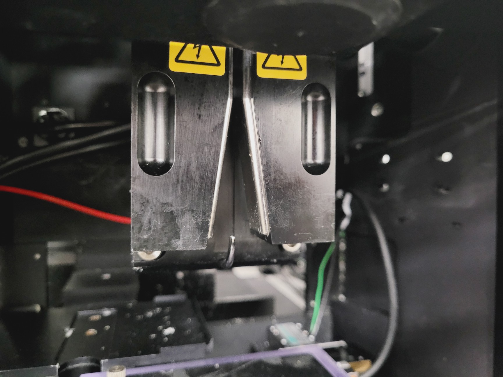 Image of Beckman Coulter MoFlo Laser Cytomation System w/ MSC Class II Safety Cabinet S/R
