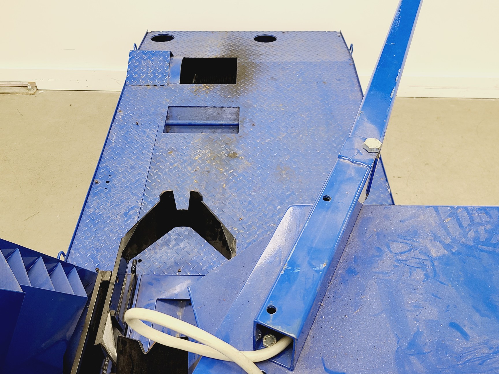 Image of ProBike Fuchs BEI261 Bike Dyno w/ Eddy Current Brake, Ramp & Hydrovane Pump