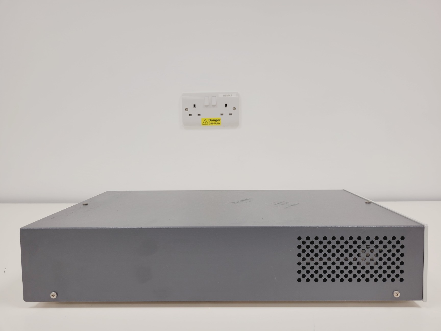 Image of Hamamatsu ORCA-ER C4742-95-12ER Digital Camera & Controller Lab
