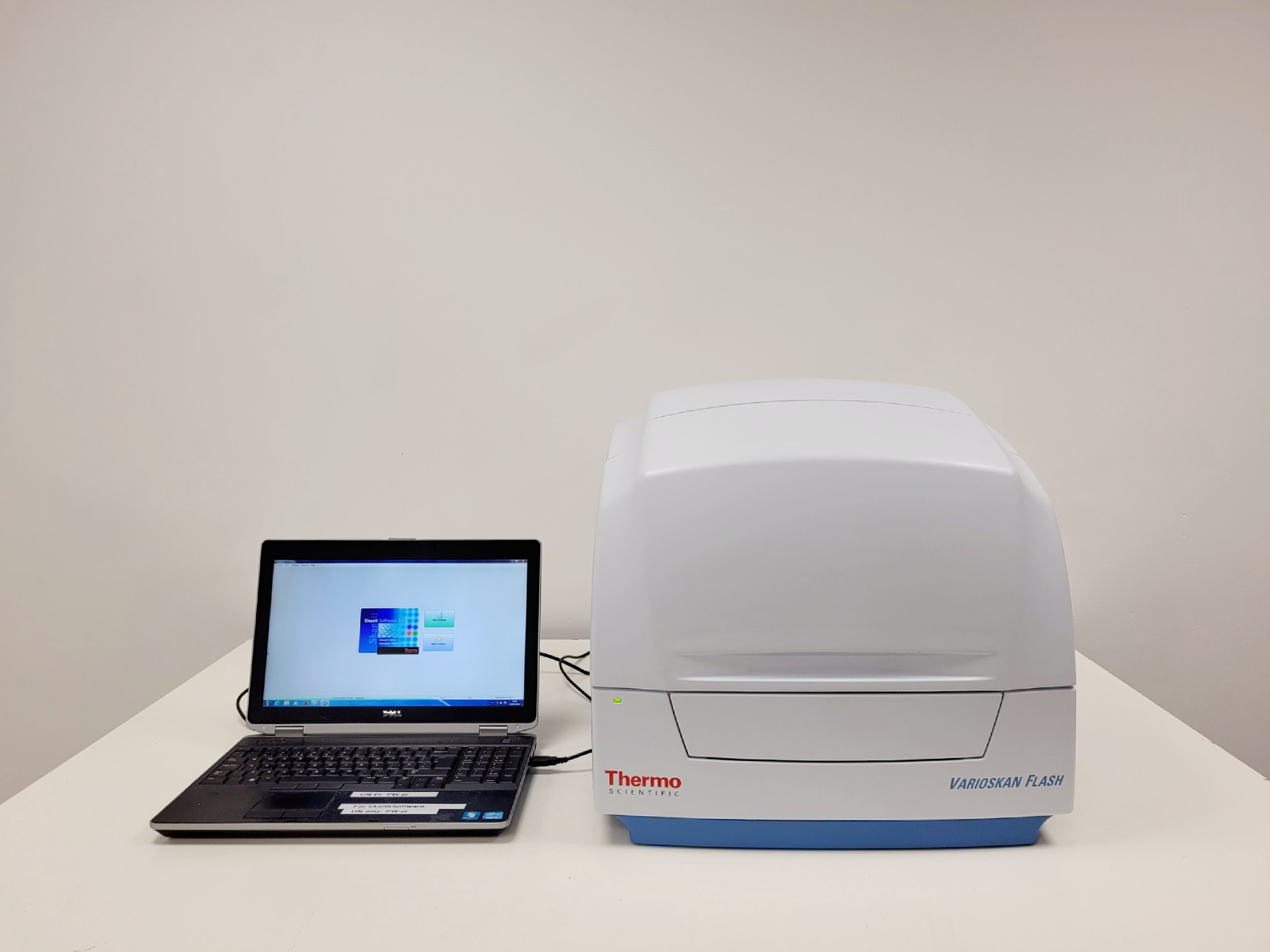Image of Thermo Scientific Varioskan Flash 3001 Microplate Reader System S/R Lab
