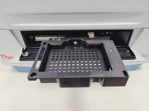 Thumbnail image of Thermo Scientific Varioskan Flash 3001 Microplate Reader System S/R Lab