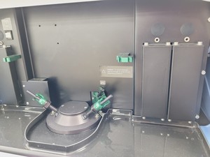 Thumbnail image of Thermo Scientific Varioskan Flash 3001 Microplate Reader System S/R Lab