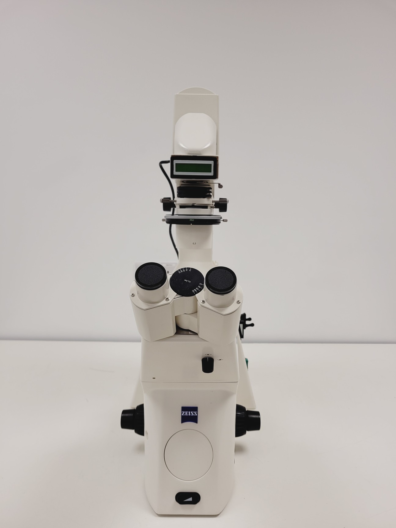 Image of Zeiss Axiovert 200M Microscope