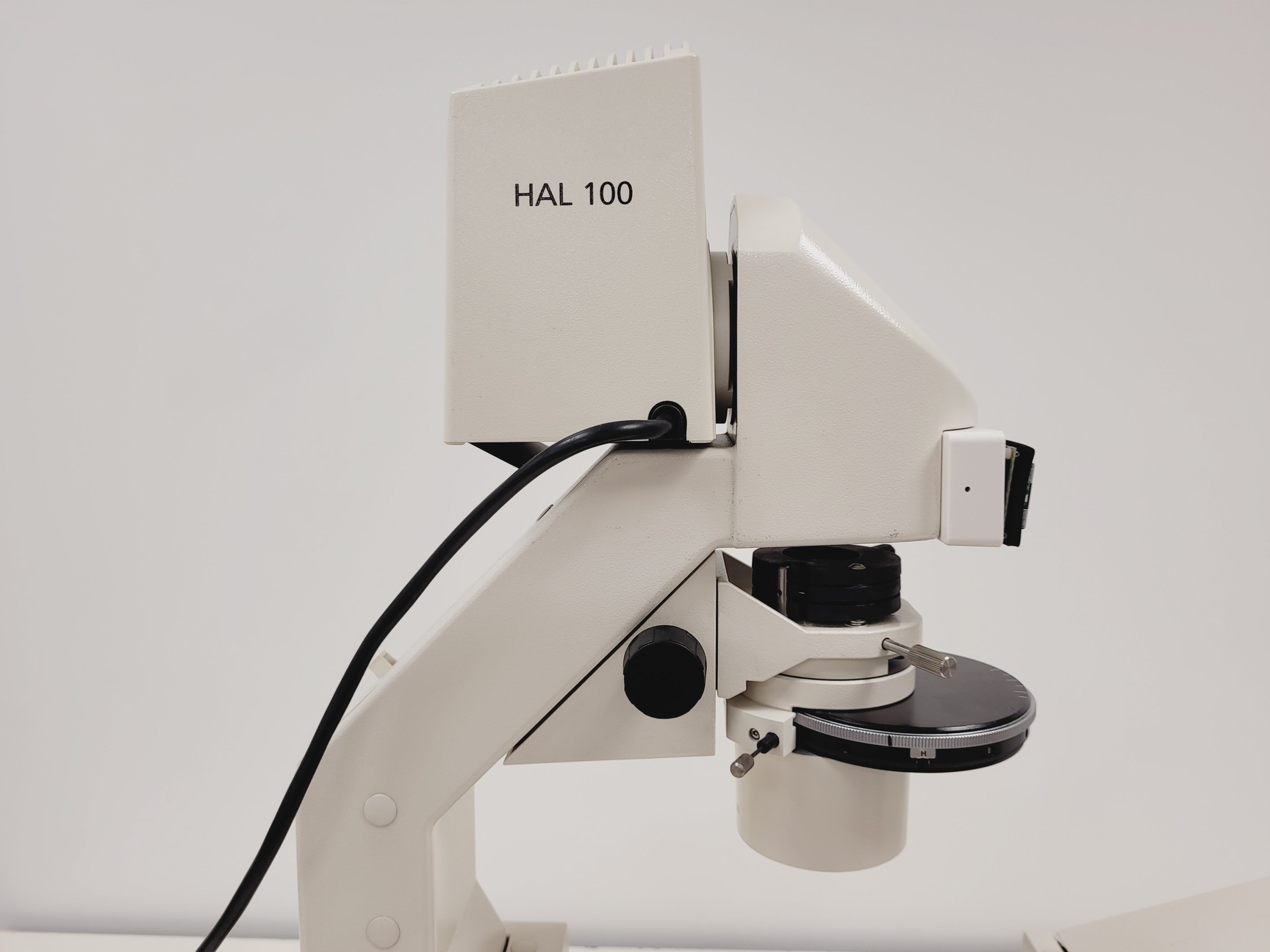 Image of Zeiss Axiovert 200M Microscope