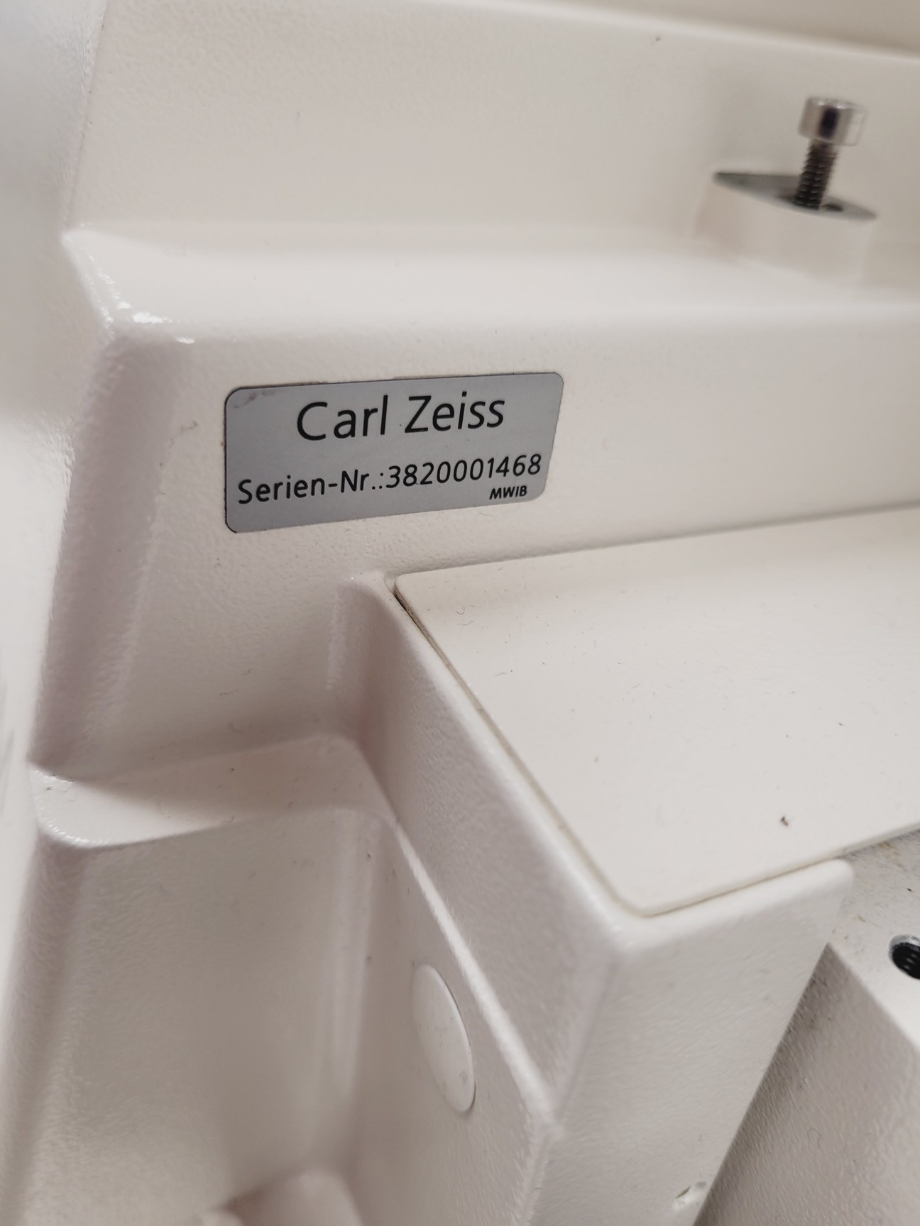 Image of Zeiss Axiovert 200M Microscope