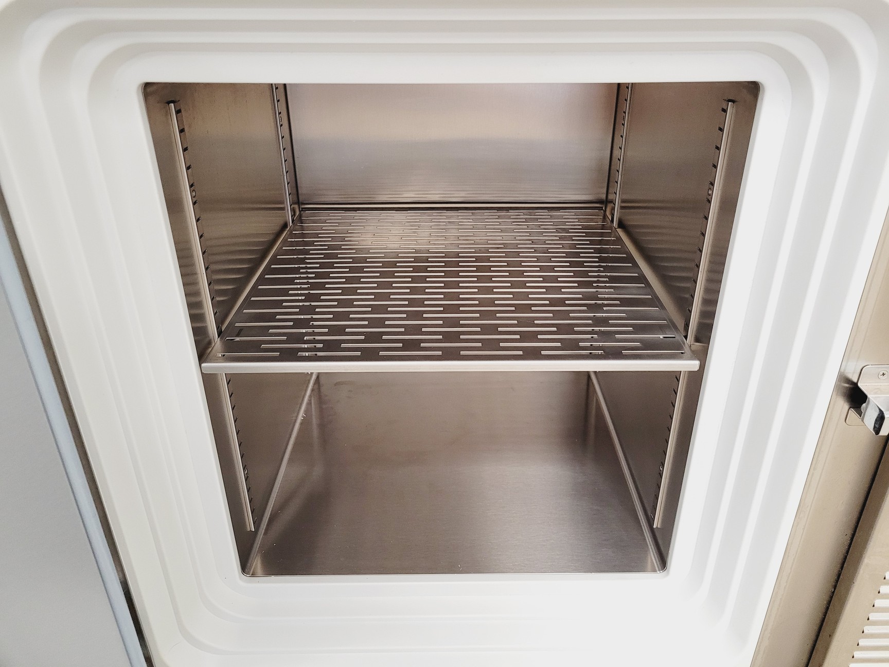 Image of Labcold Ultra-Low Temperature -80 Freezer LULT80100 - 2021