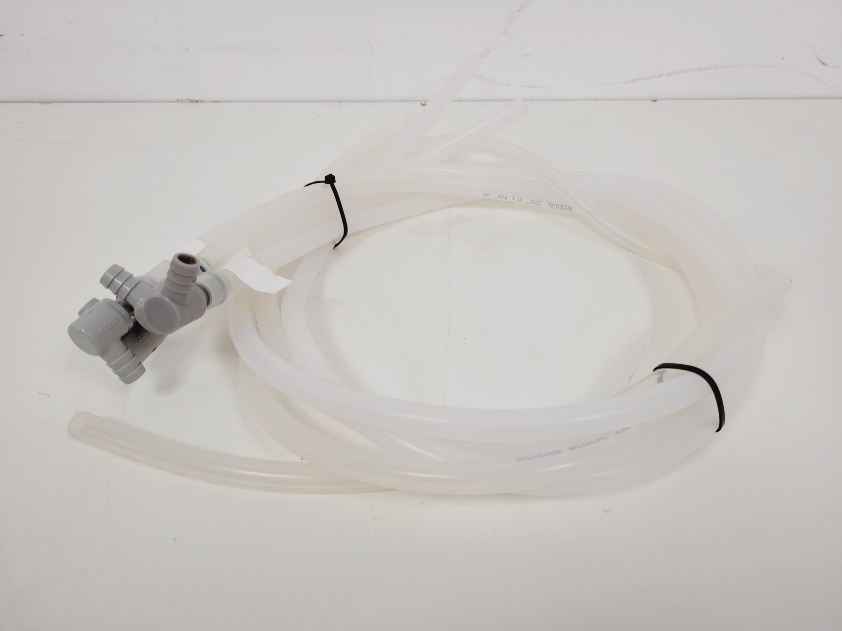 Image of BioTek 405 TS Microplate Washer w/ Biostack 3 Microplate Stacker & Vacuum Pump 2