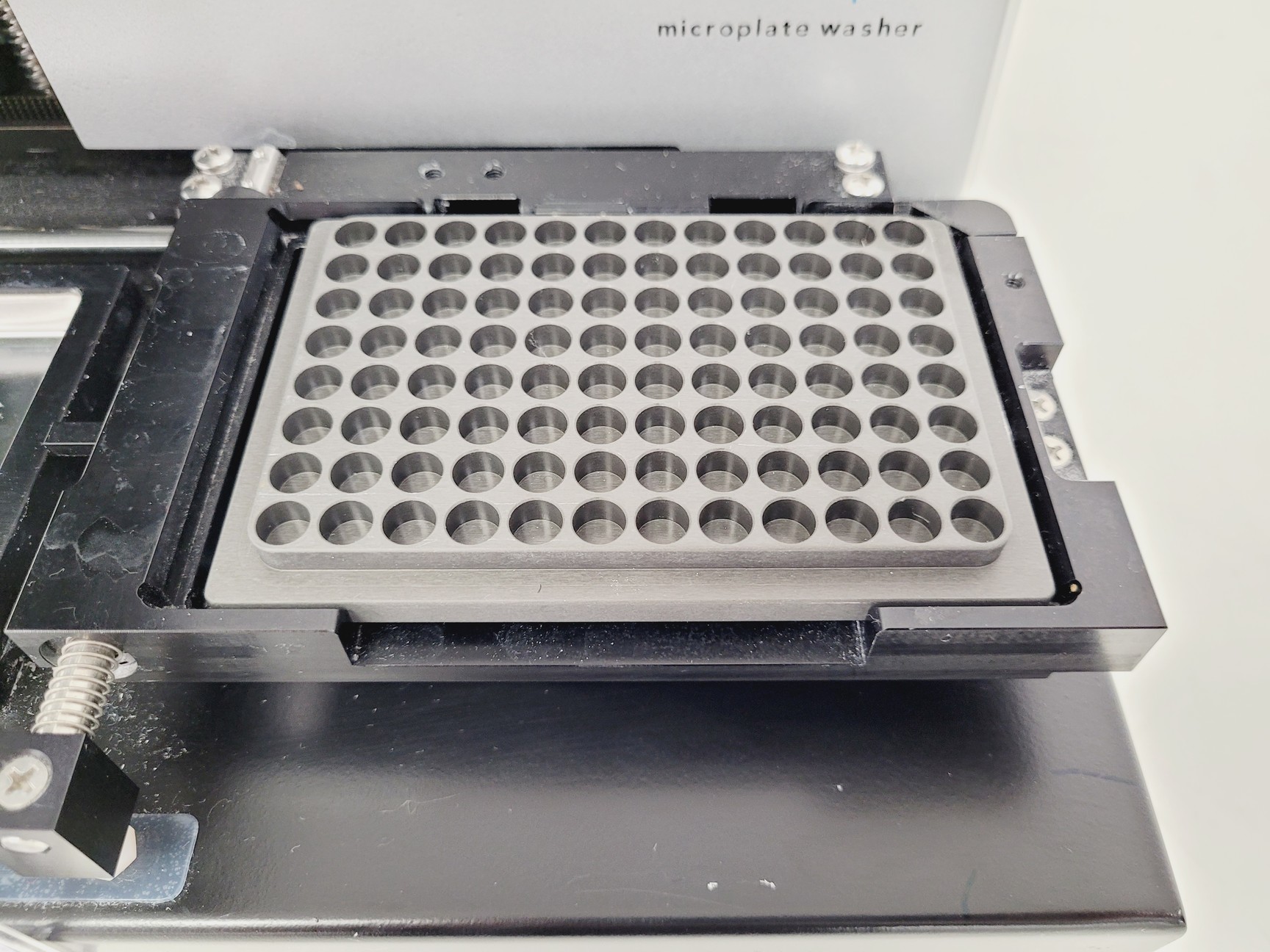 Image of BioTek 405 TS Microplate Washer w/ Biostack 3 Microplate Stacker & Vacuum Pump 2