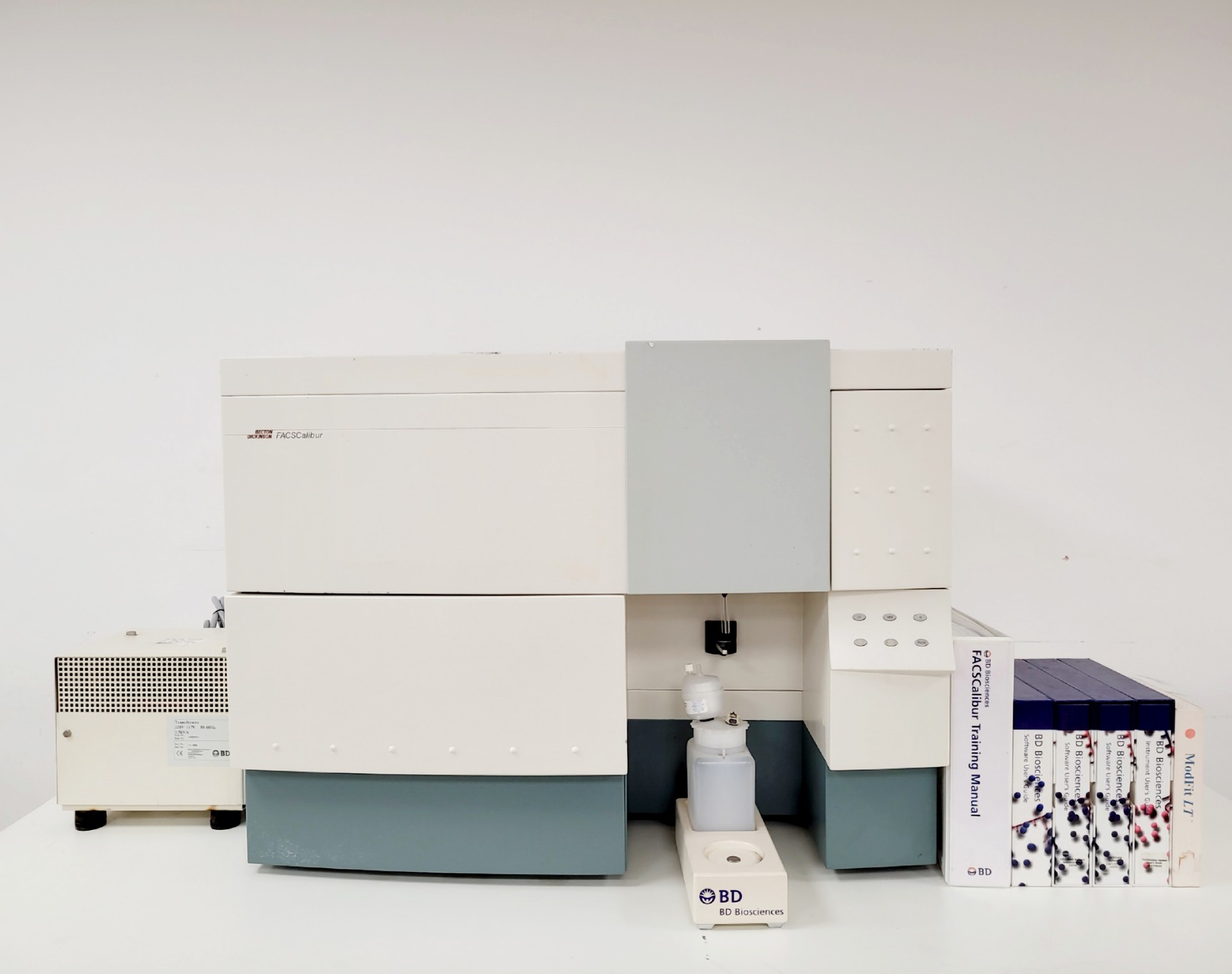 Image of Beckton Dickinson FACSCalibur System w/ Workstation - ModFit L Software Lab