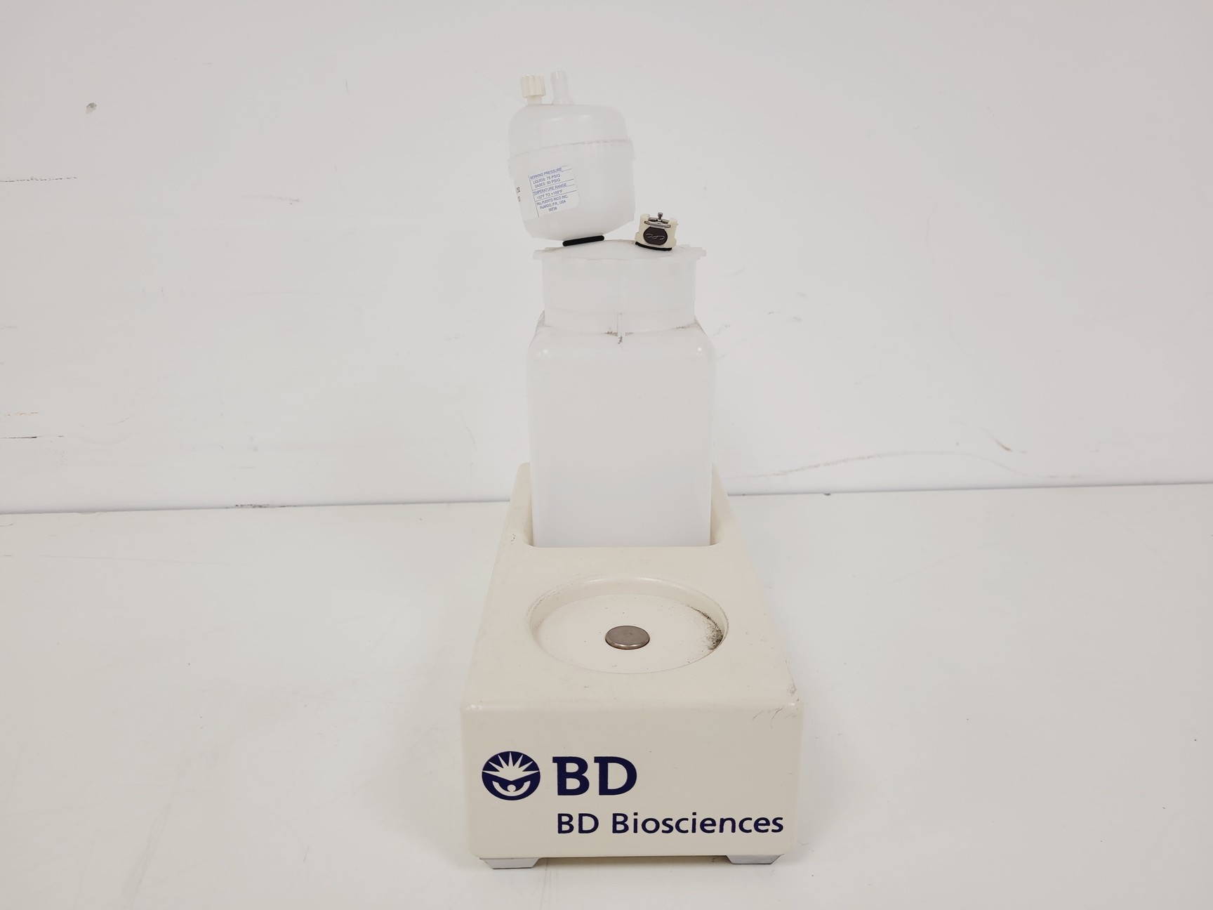 Image of Beckton Dickinson FACSCalibur System w/ Workstation - ModFit L Software Lab