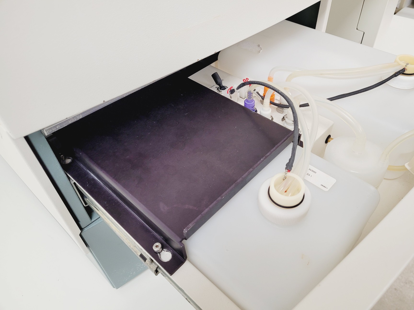 Image of Beckton Dickinson FACSCalibur System w/ Workstation - ModFit L Software Lab