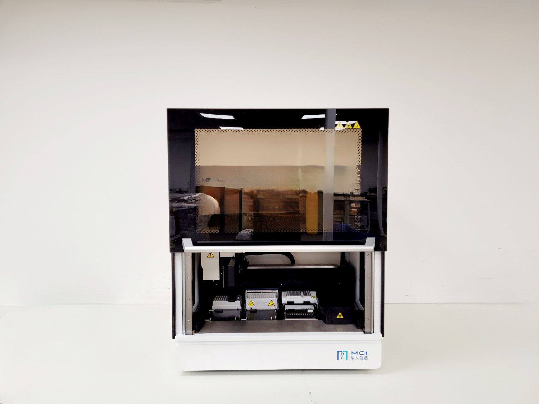 Image of MGI MGISP-100 DNA Sequencing Library Preparation System Lab