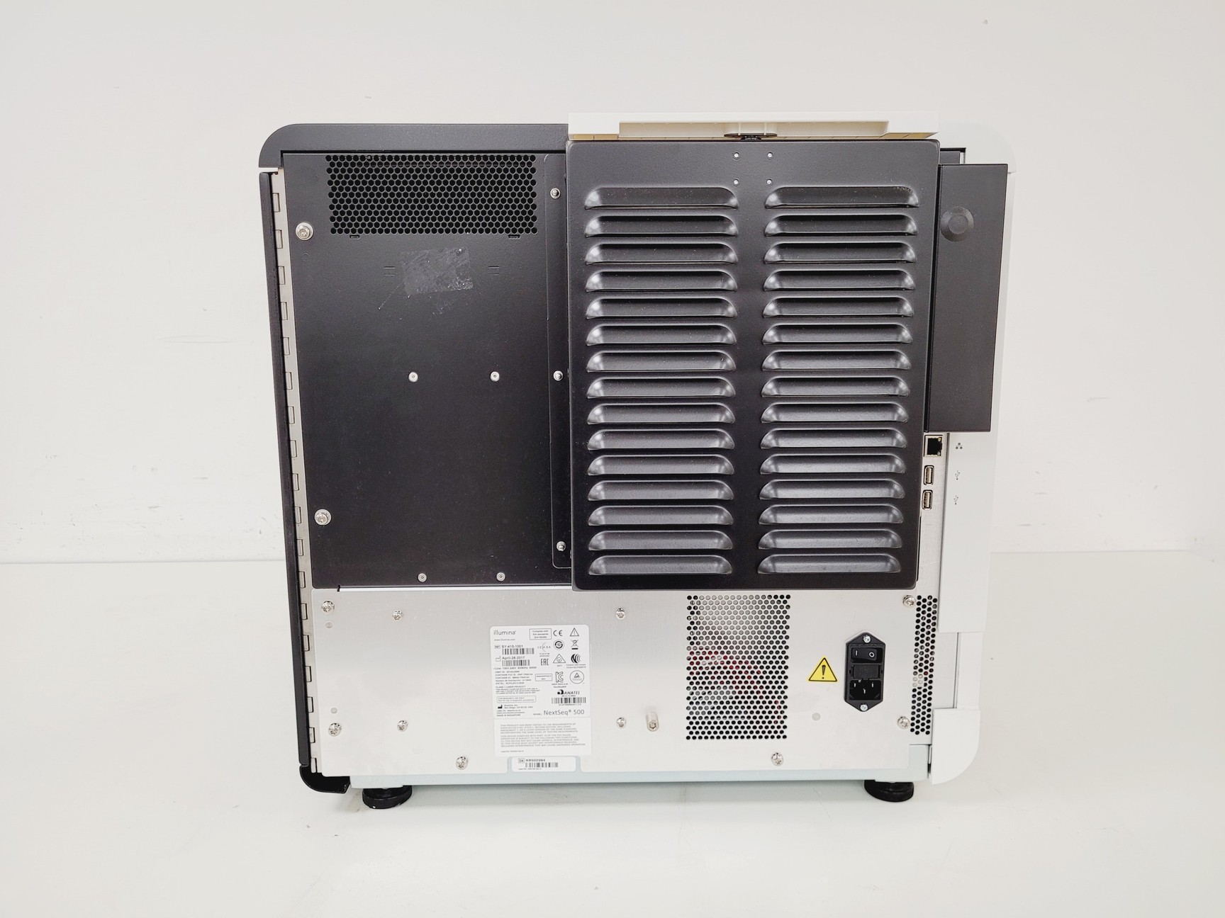 Image of Illumina NextSeq 500 System Whole-Genome Sequencing Lab